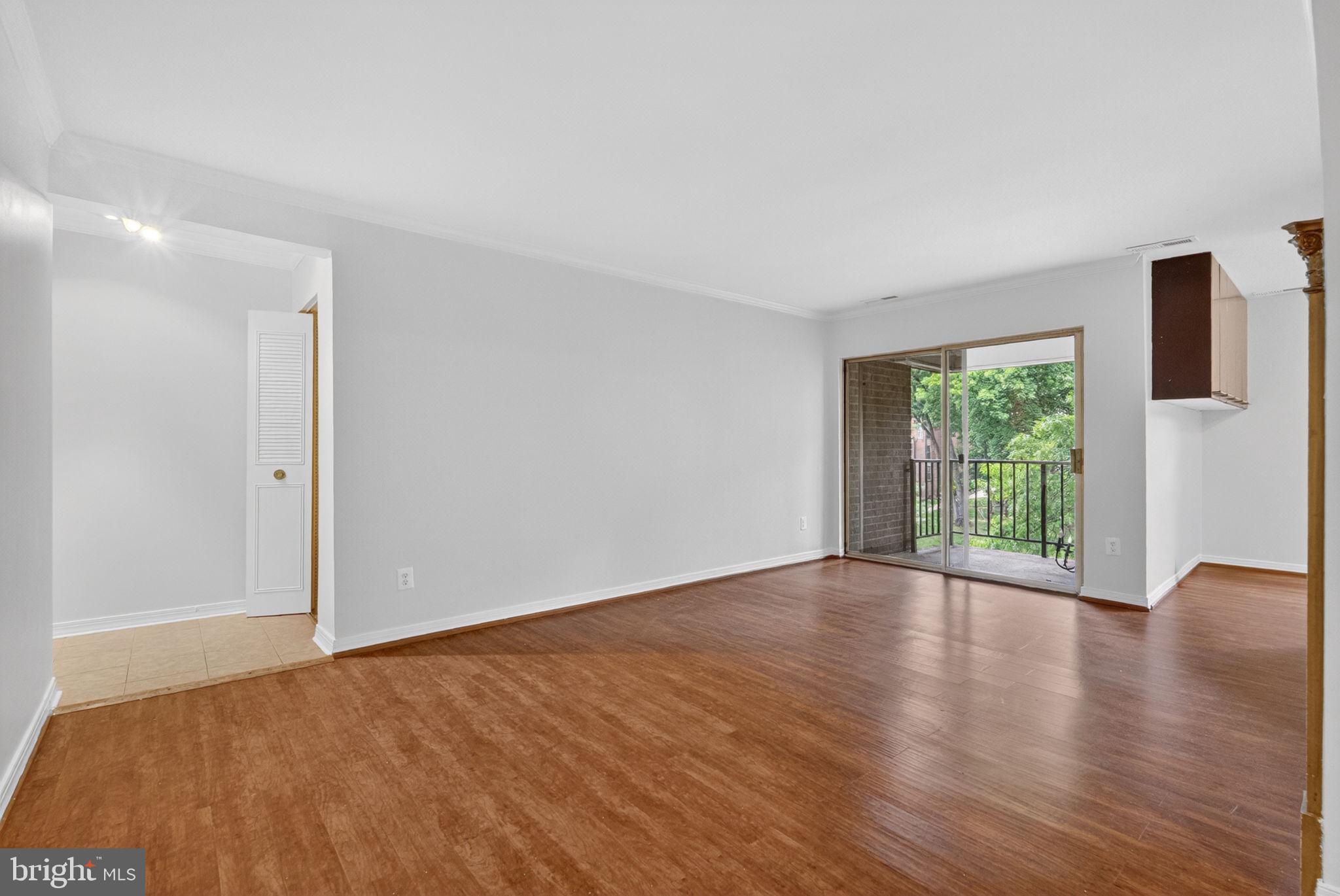 WOODBURN VILLAGE - Residential