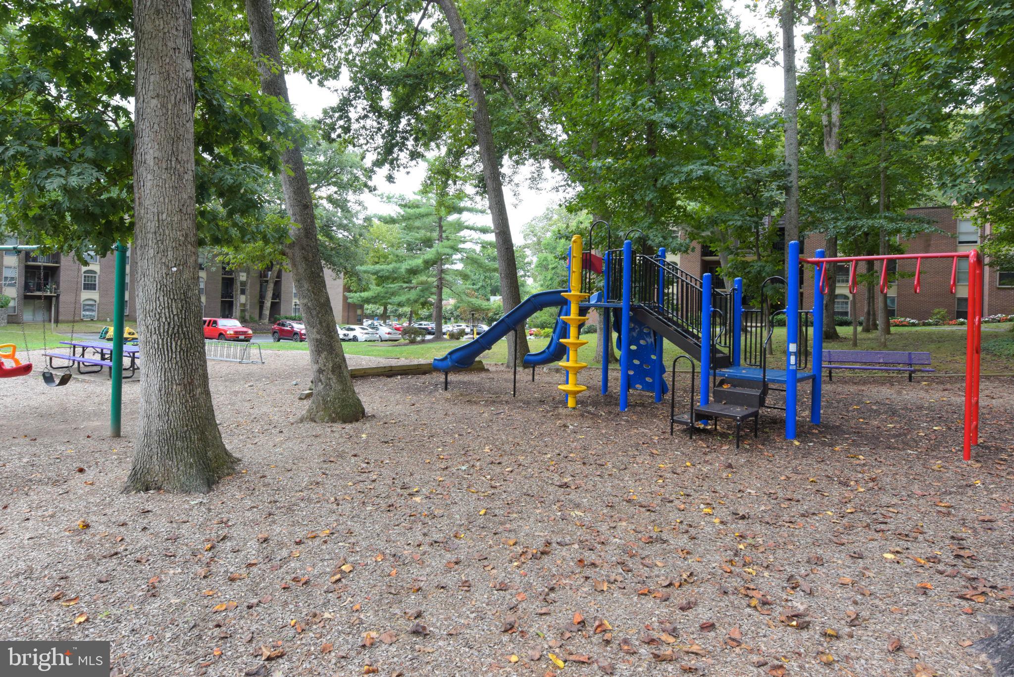 WOODBURN VILLAGE - Residential