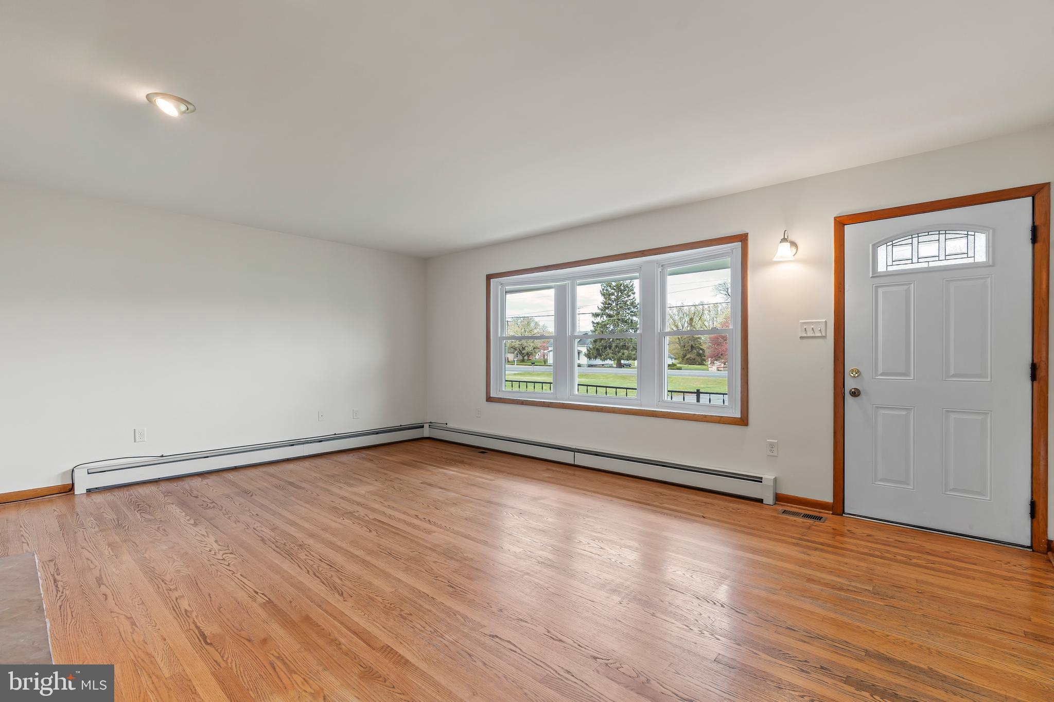 HAGERSTOWN - Residential