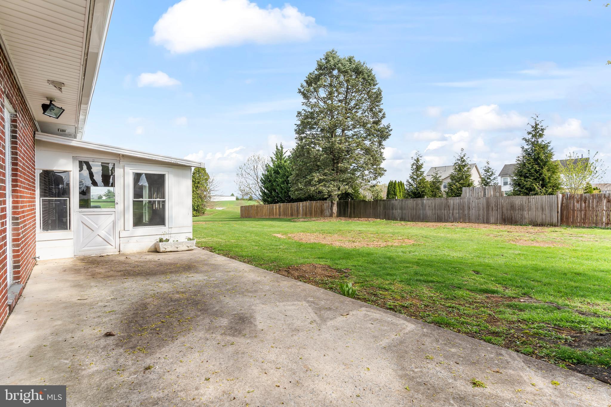 HAGERSTOWN - Residential