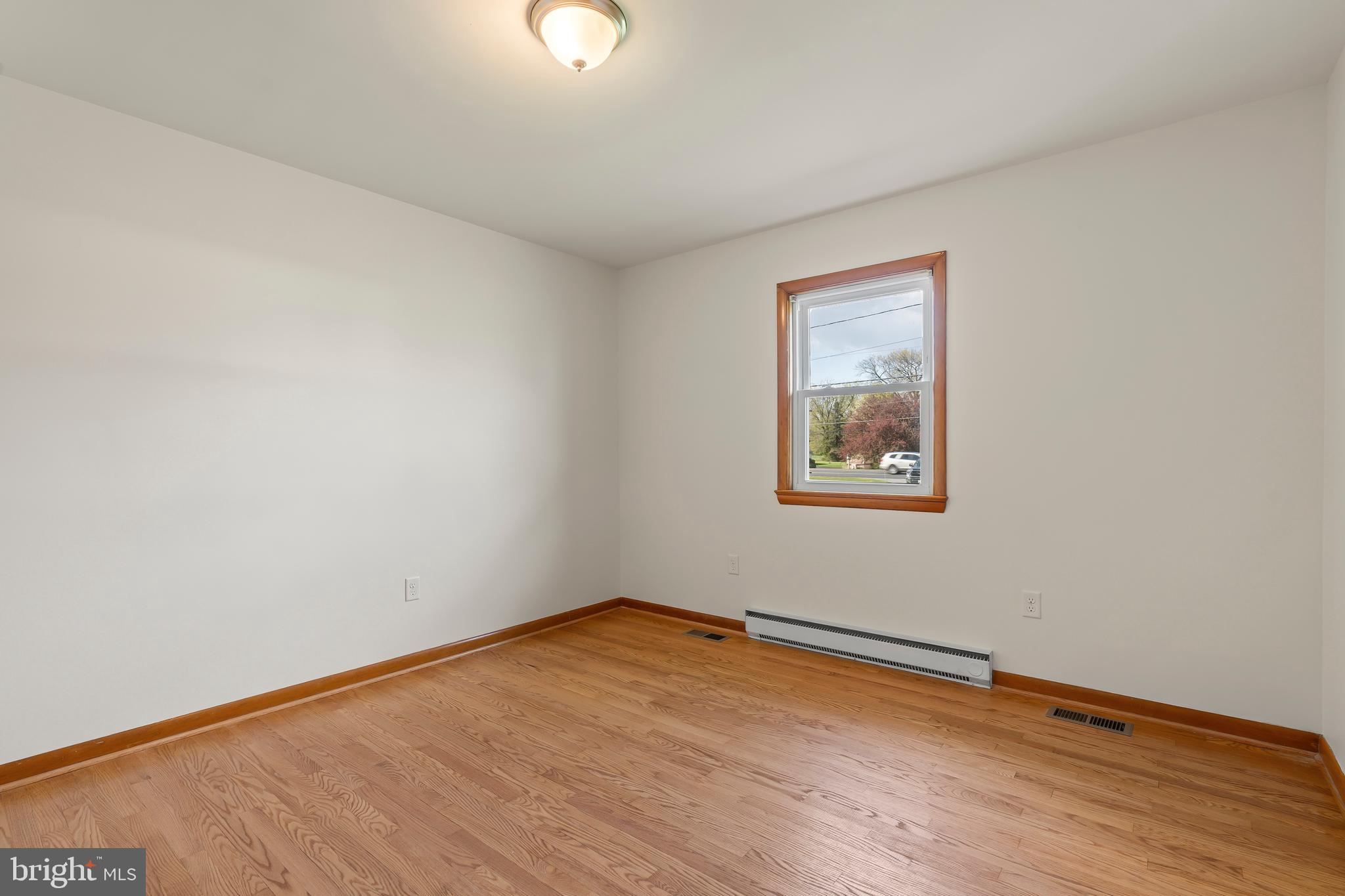 HAGERSTOWN - Residential