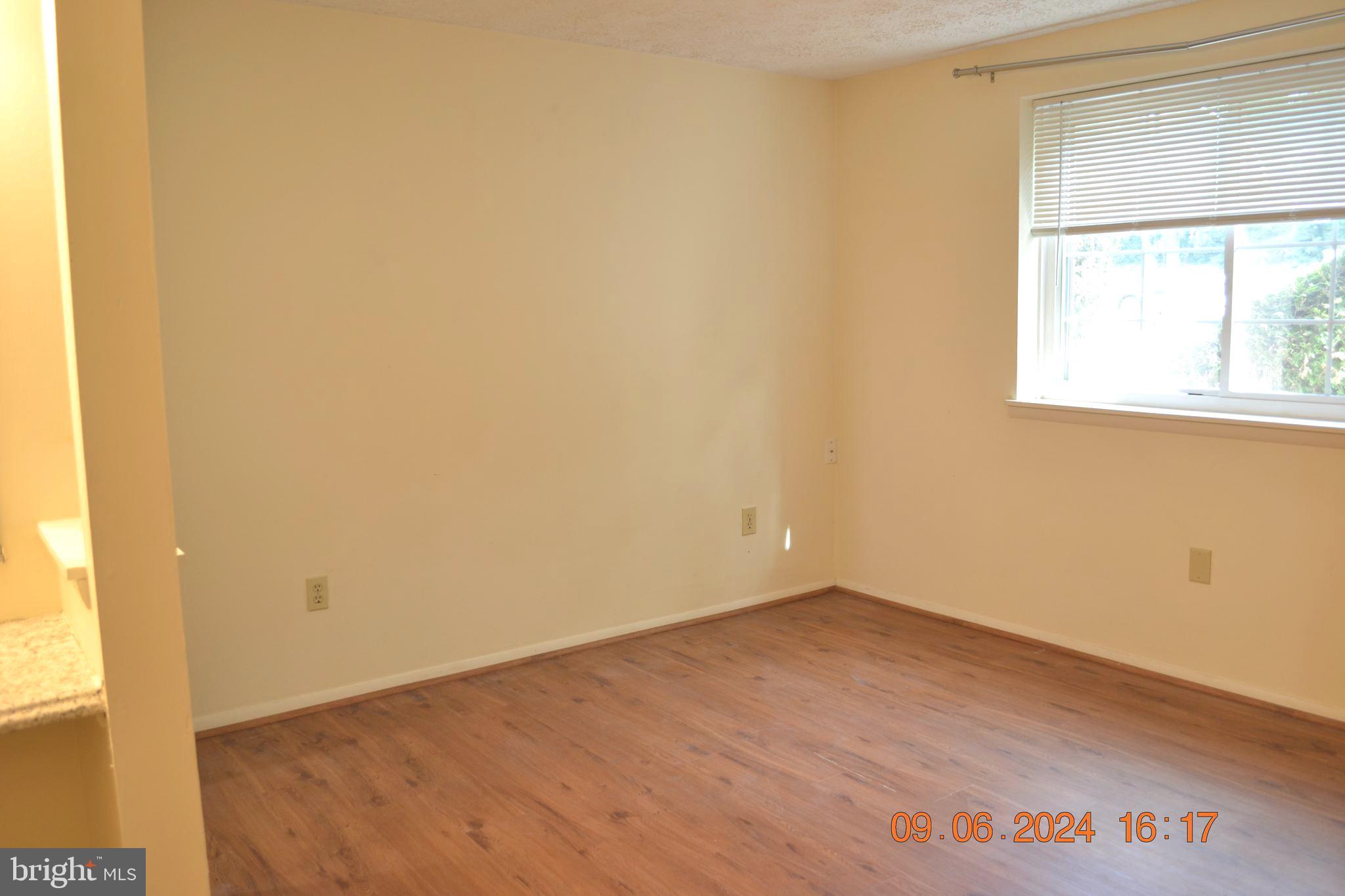 CHESTERFIELD GARDEN CONDOMINIUM - Residential Lease