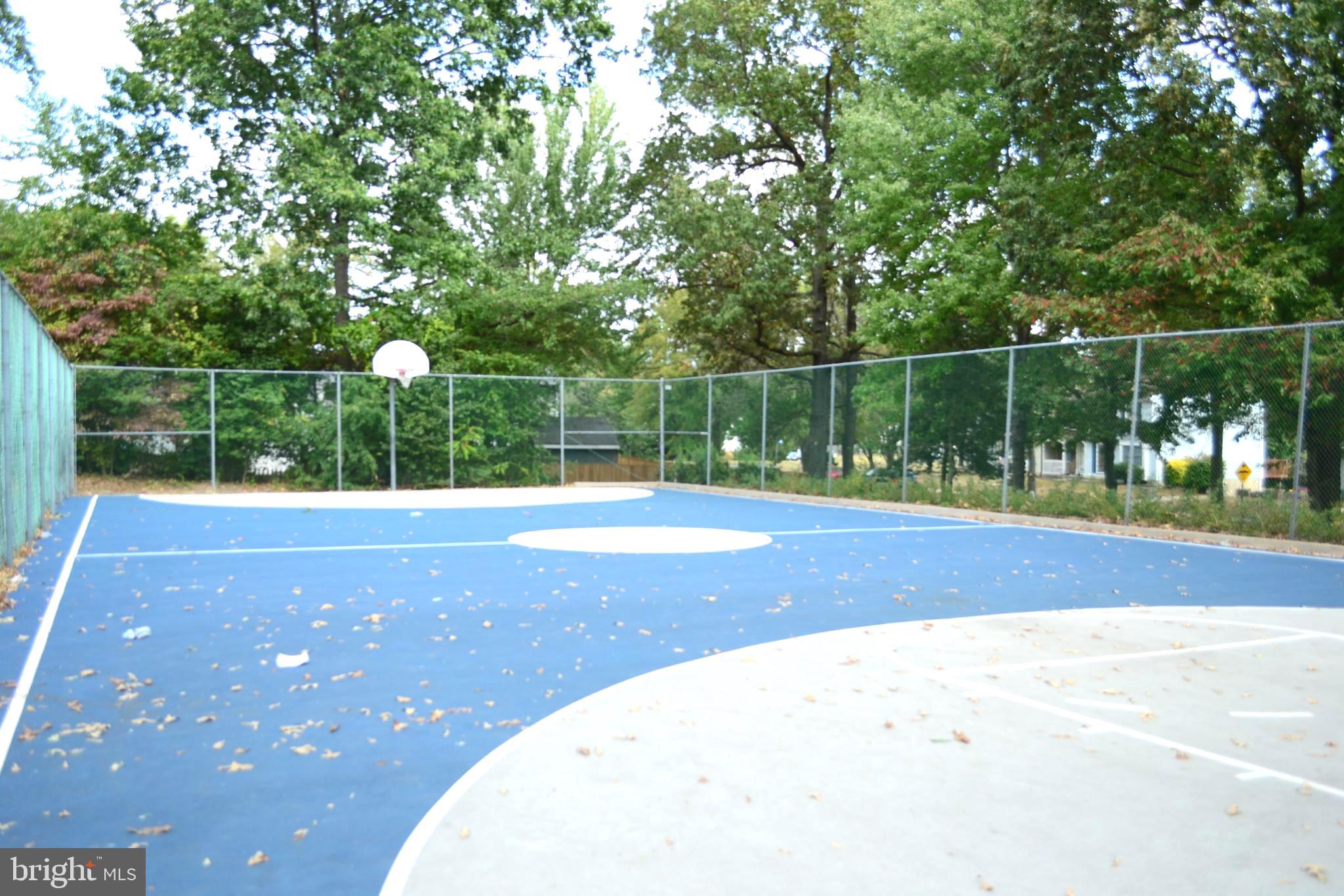 CHESTERFIELD GARDEN CONDOMINIUM - Residential Lease