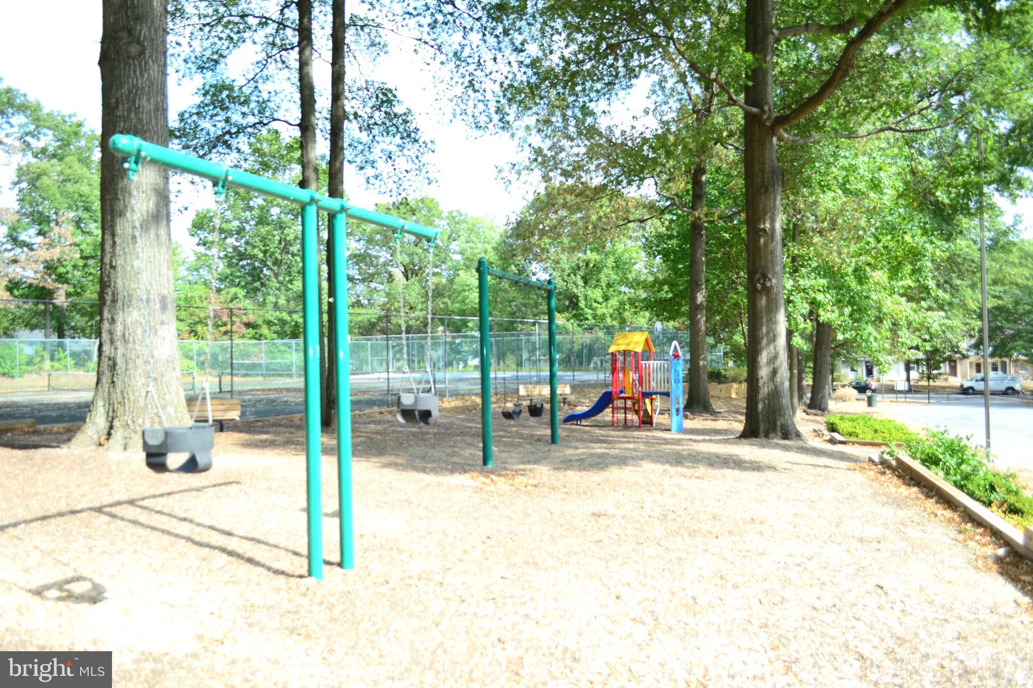 CHESTERFIELD GARDEN CONDOMINIUM - Residential Lease