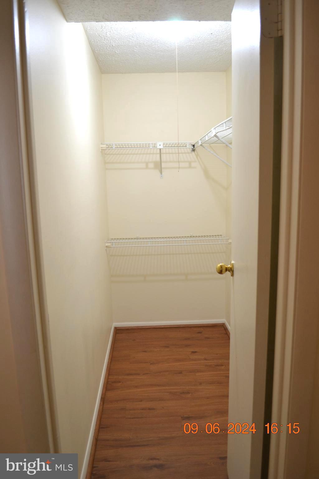 CHESTERFIELD GARDEN CONDOMINIUM - Residential Lease