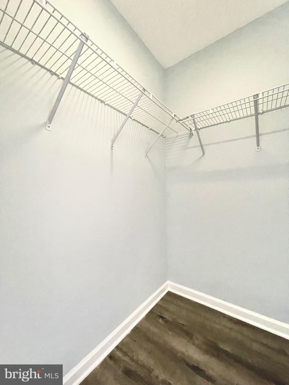 KINGSVIEW VILLAGE - Residential