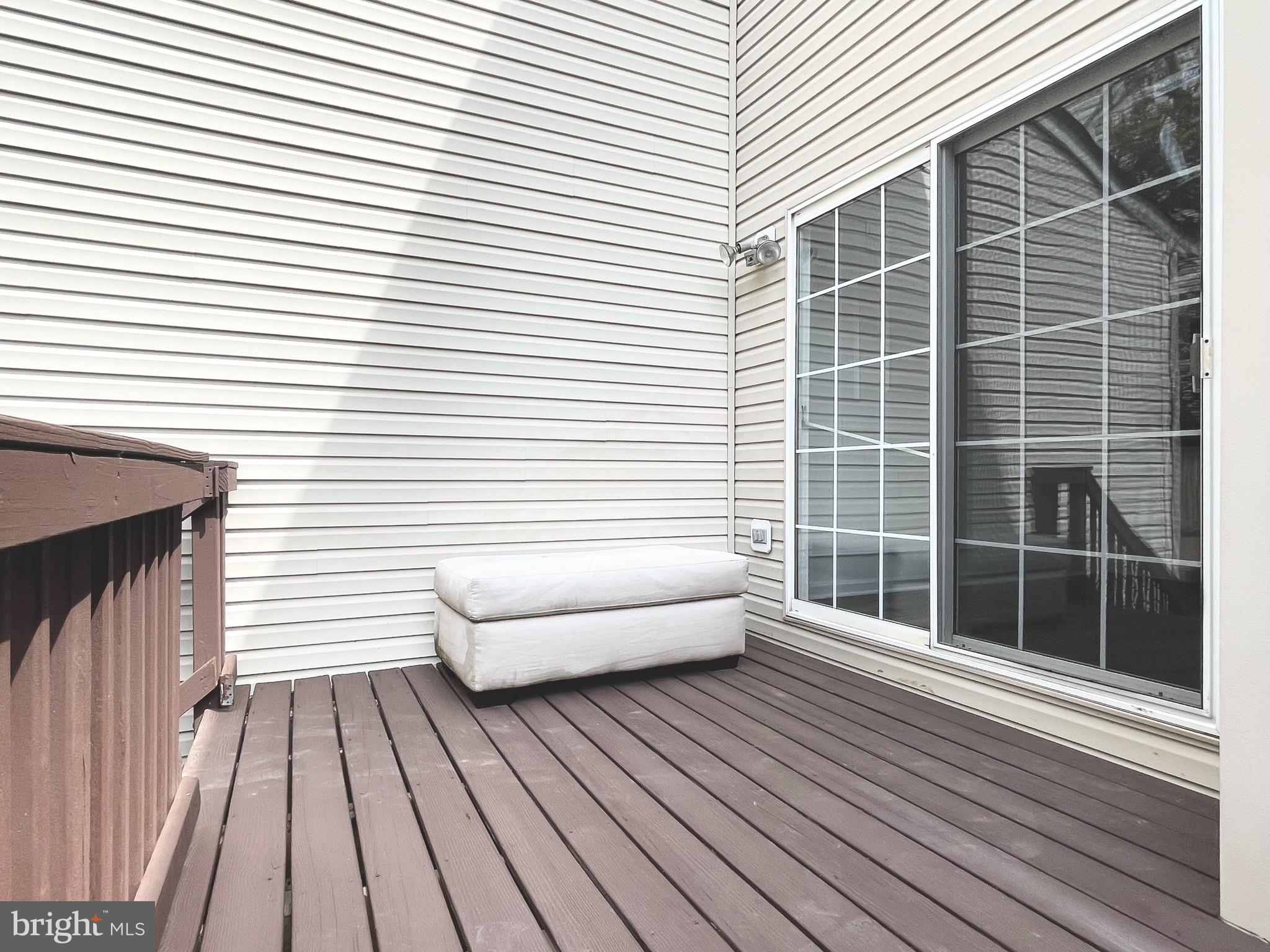 KINGSVIEW VILLAGE - Residential