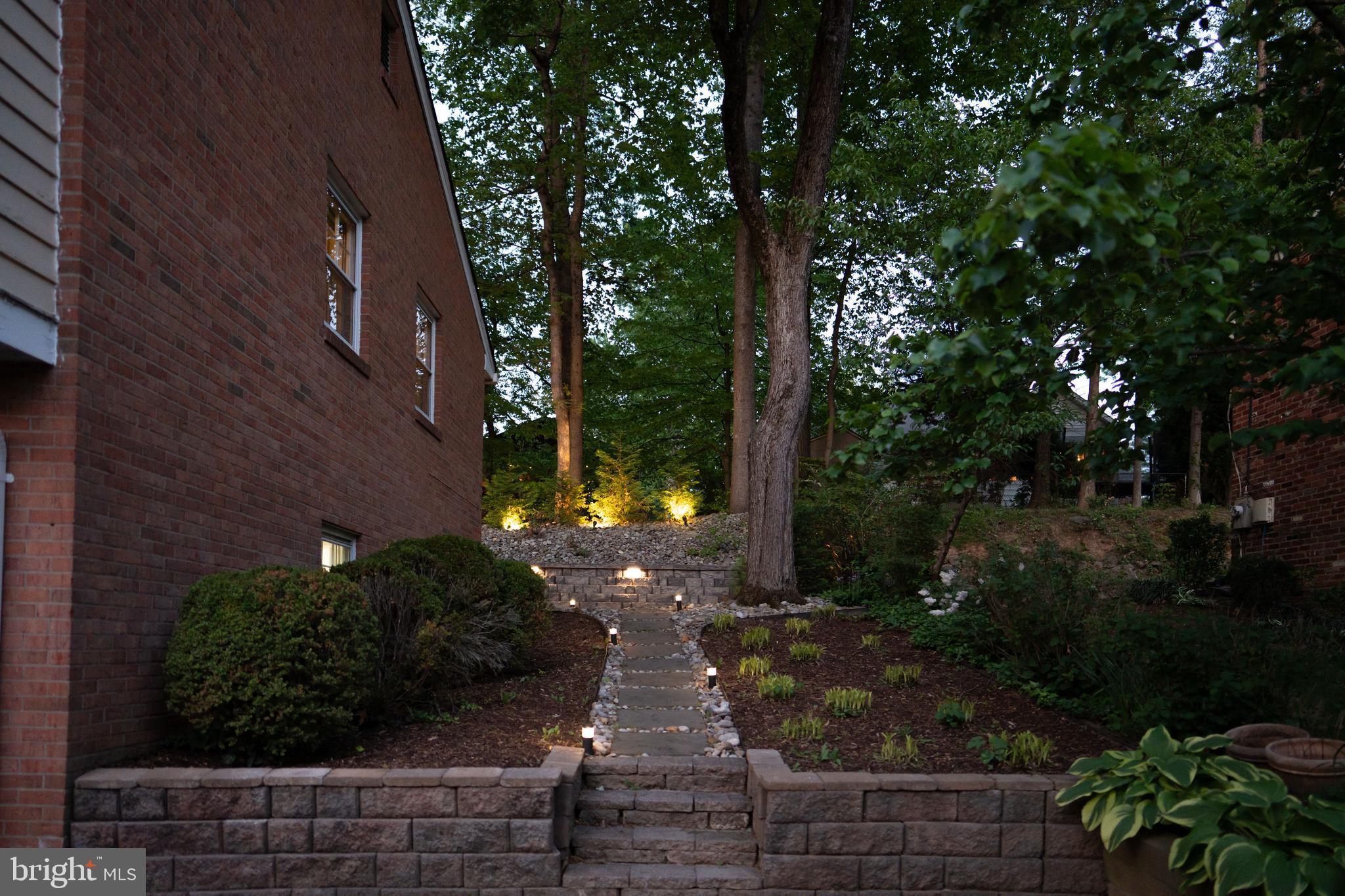 3321 PRINCE WILLIAM DRIVE