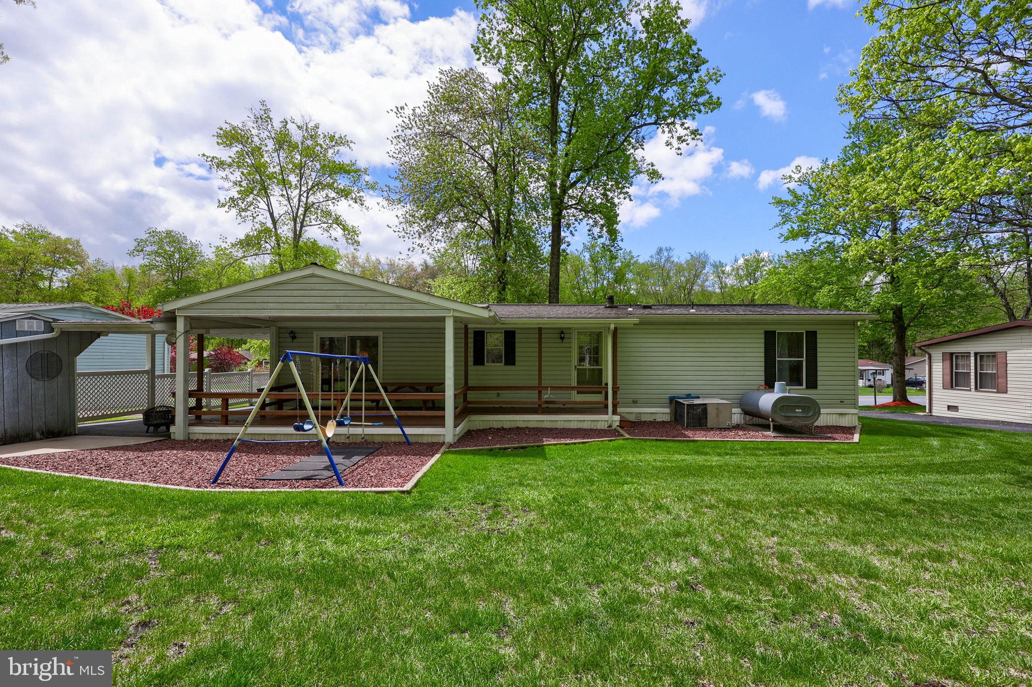 GRETNA SPRINGS COMMUNITY - Residential