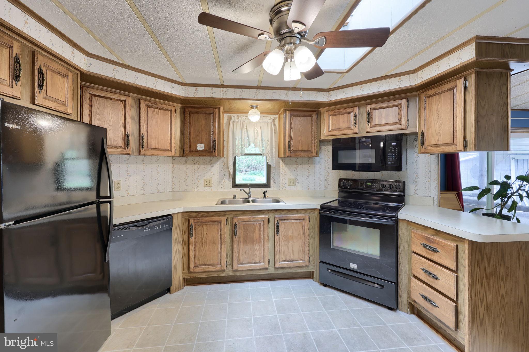 GRETNA SPRINGS COMMUNITY - Residential