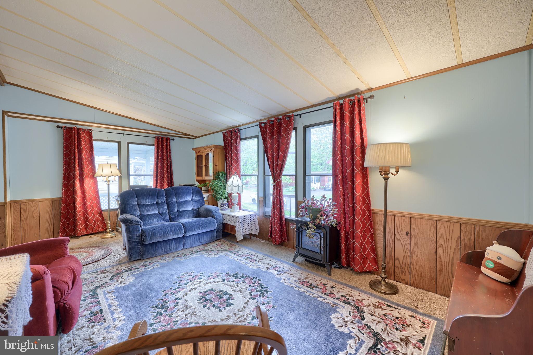 GRETNA SPRINGS COMMUNITY - Residential