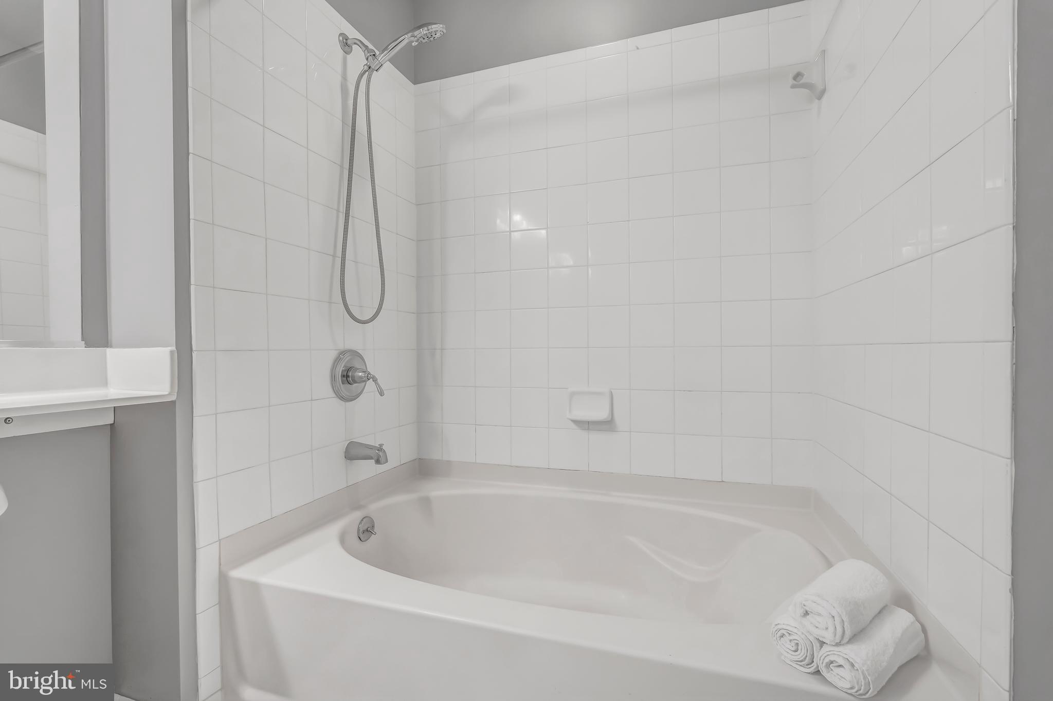 4620 NORTH PARK AVE - Residential