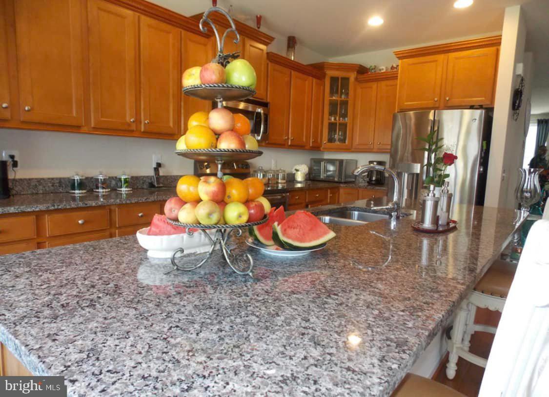 BRADLEY SQUARE - Residential Lease