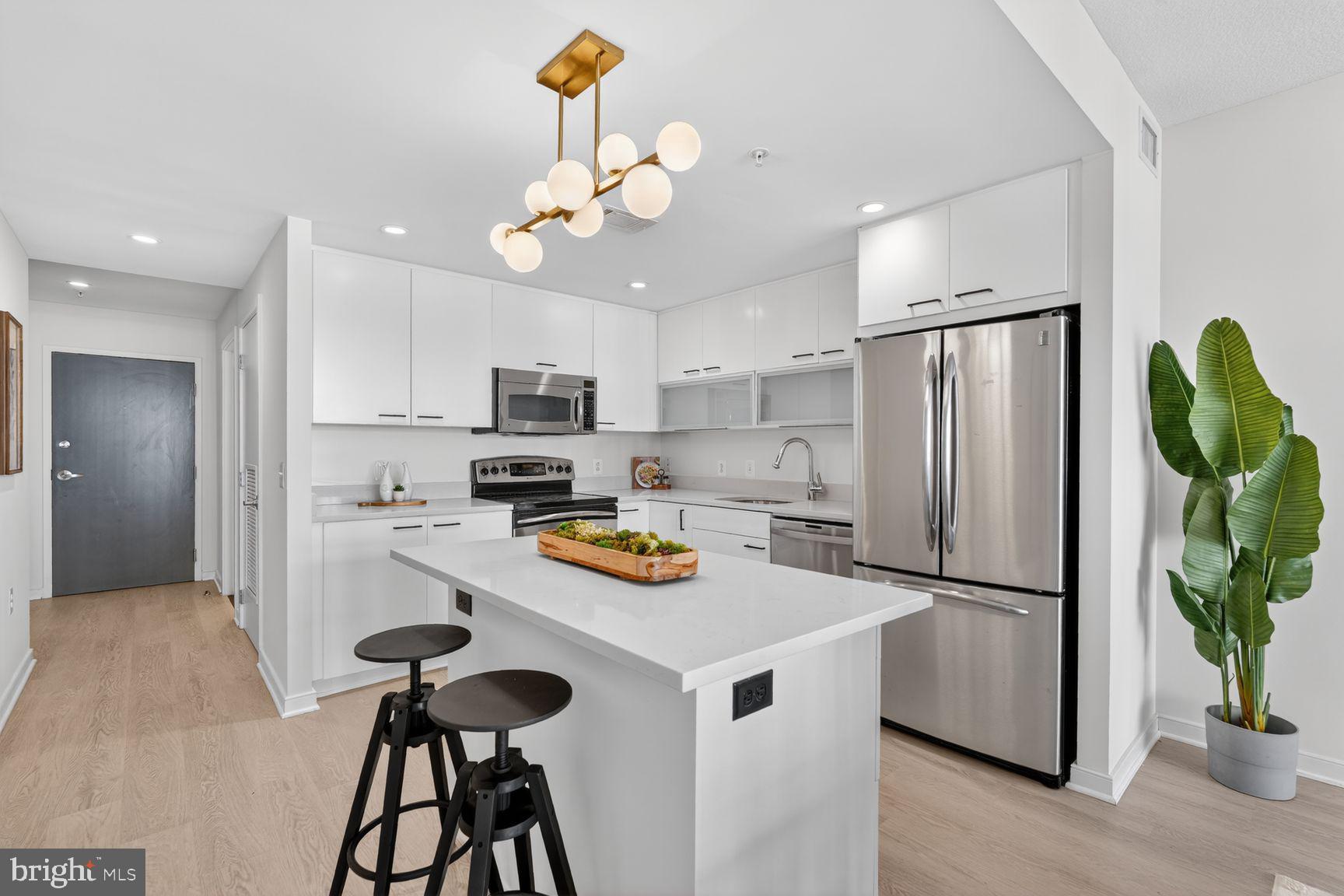 1010 MASSACHUSETTS AVENUE NW 807