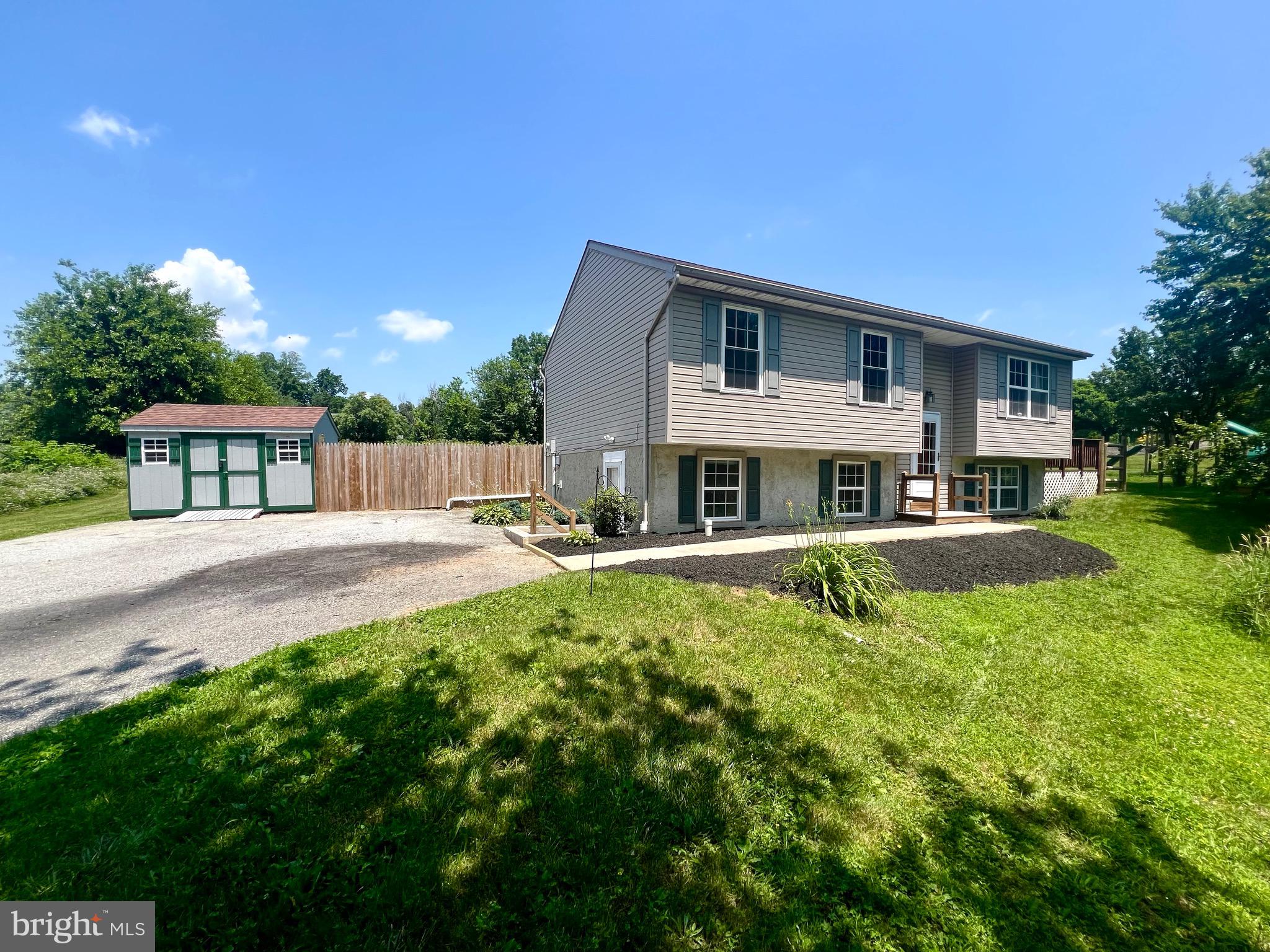 3189 HORSESHOE PIKE