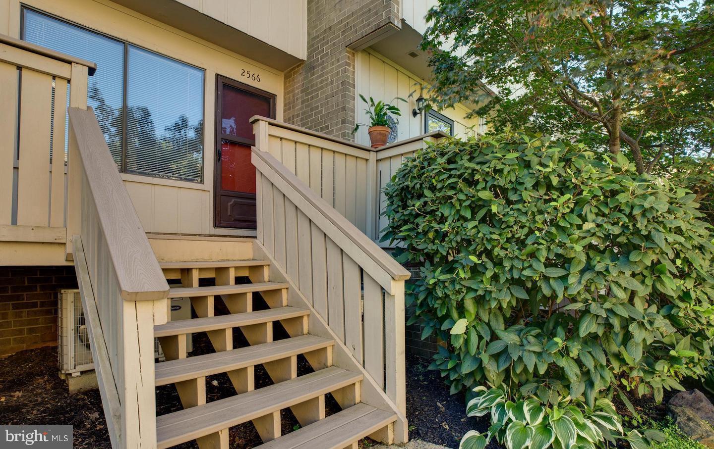 2566 GLENGYLE DRIVE 163