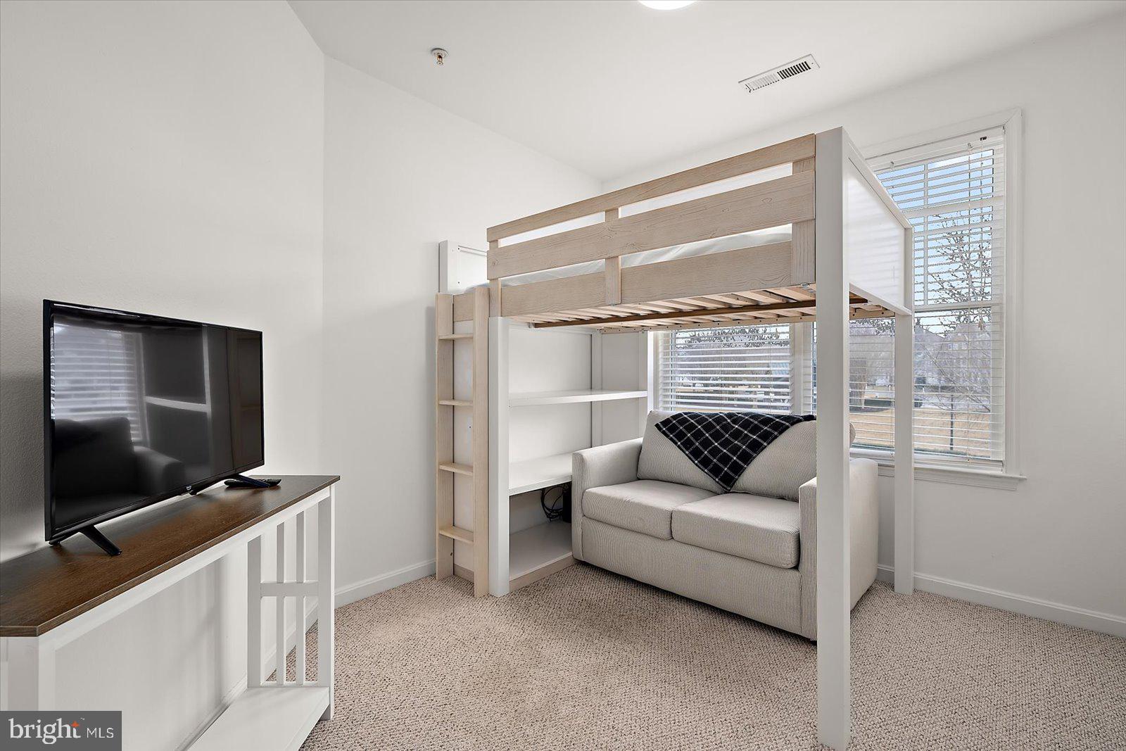 BAYSIDE - Residential