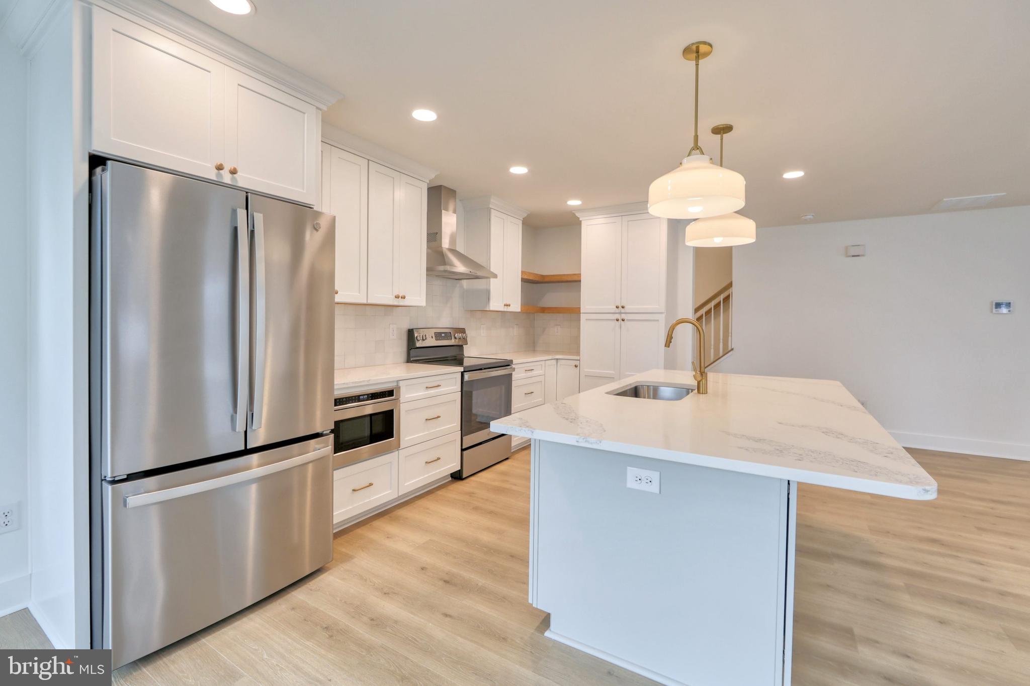 102 ISAACS SHORE TBB DRIVE