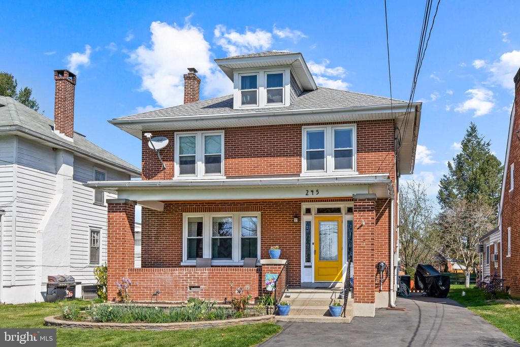 Photo of 245 PLEASURE RD, LANCASTER, PA 17601 (MLS # PALA2033764)