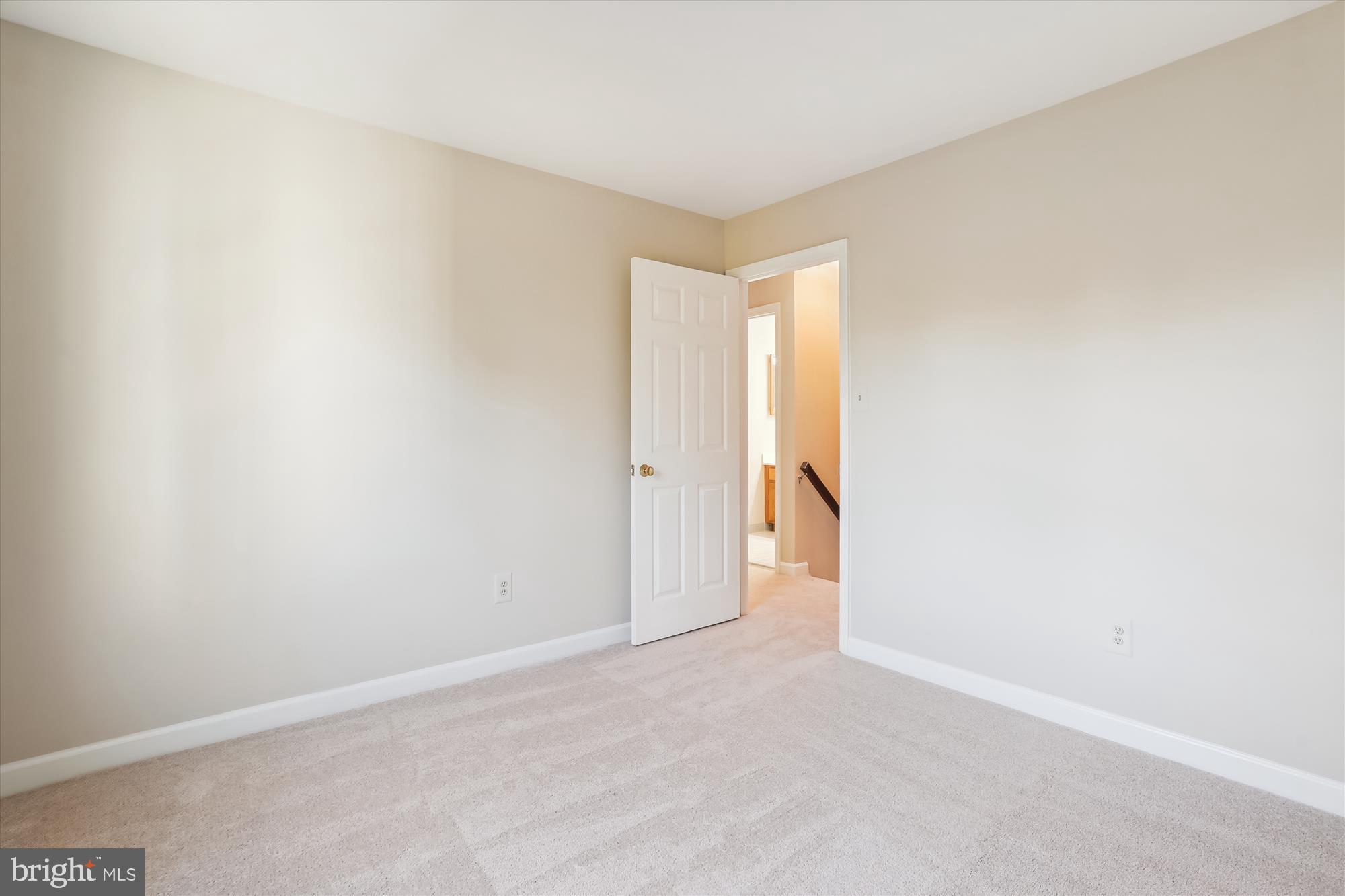 ASHBURN FARM - Residential