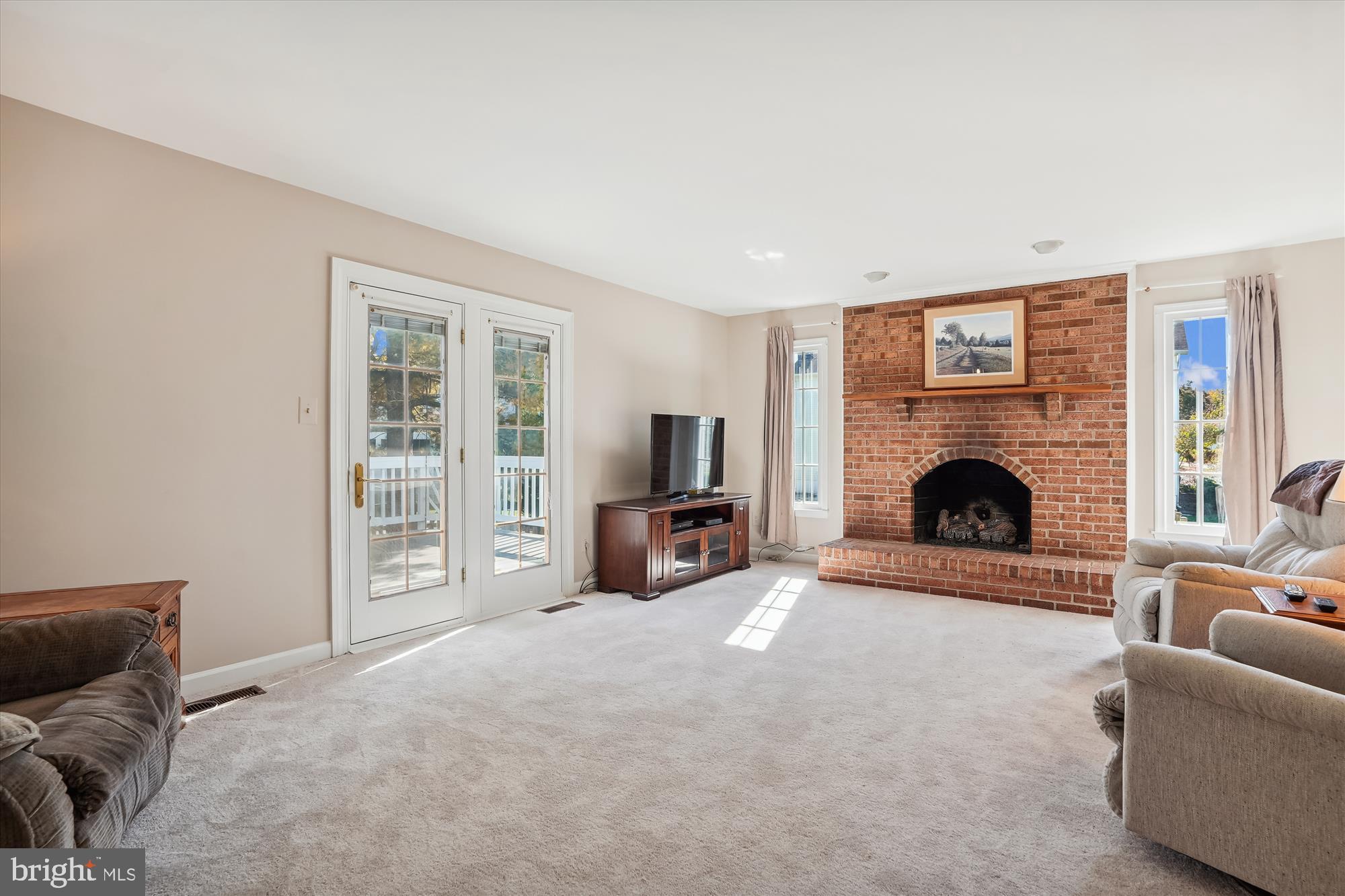 ASHBURN FARM - Residential