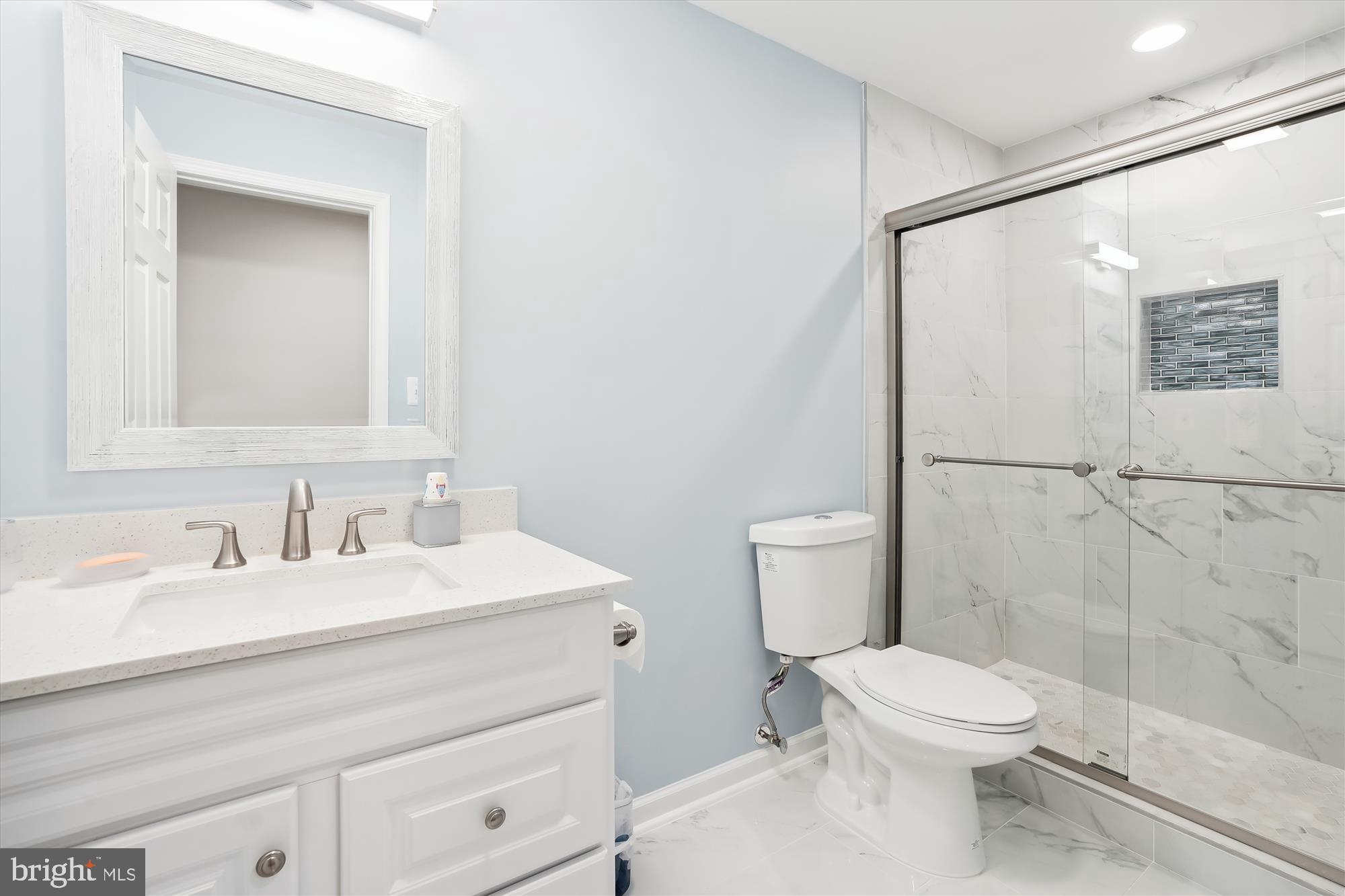 ASHBURN FARM - Residential