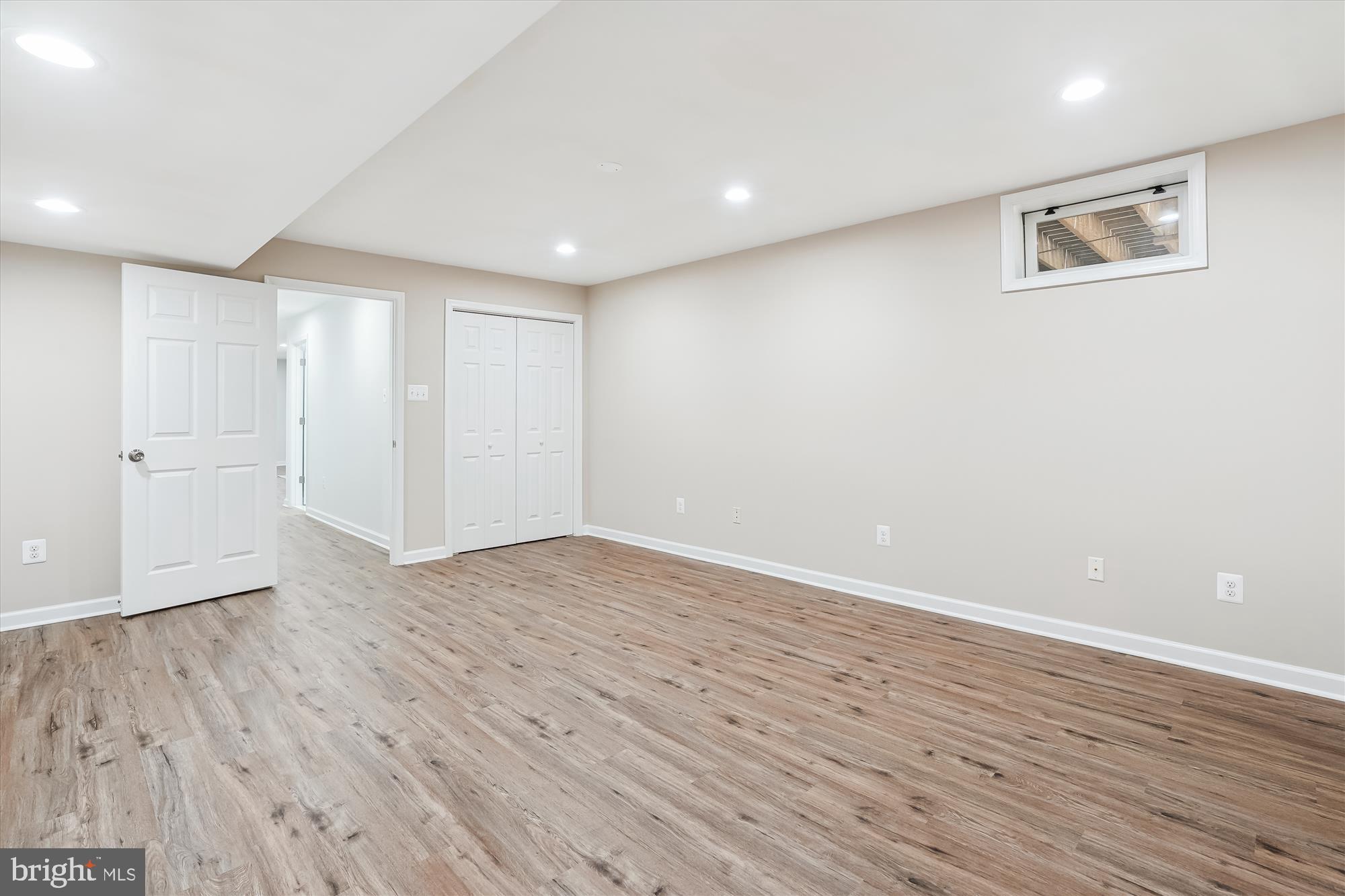 ASHBURN FARM - Residential