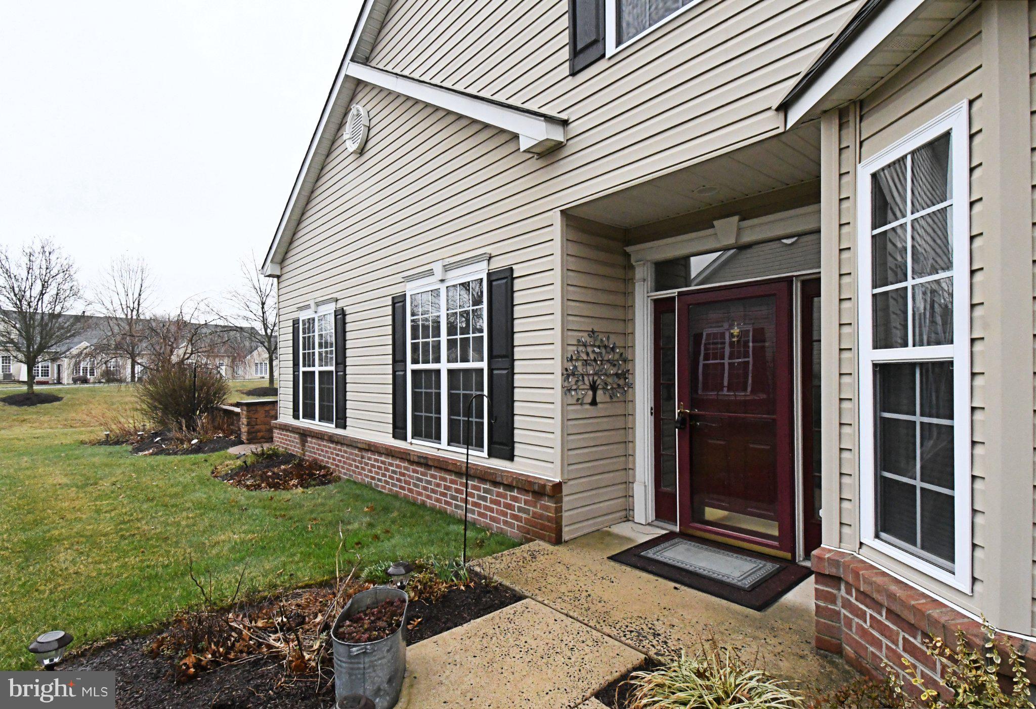 215 DORCHESTER DRIVE