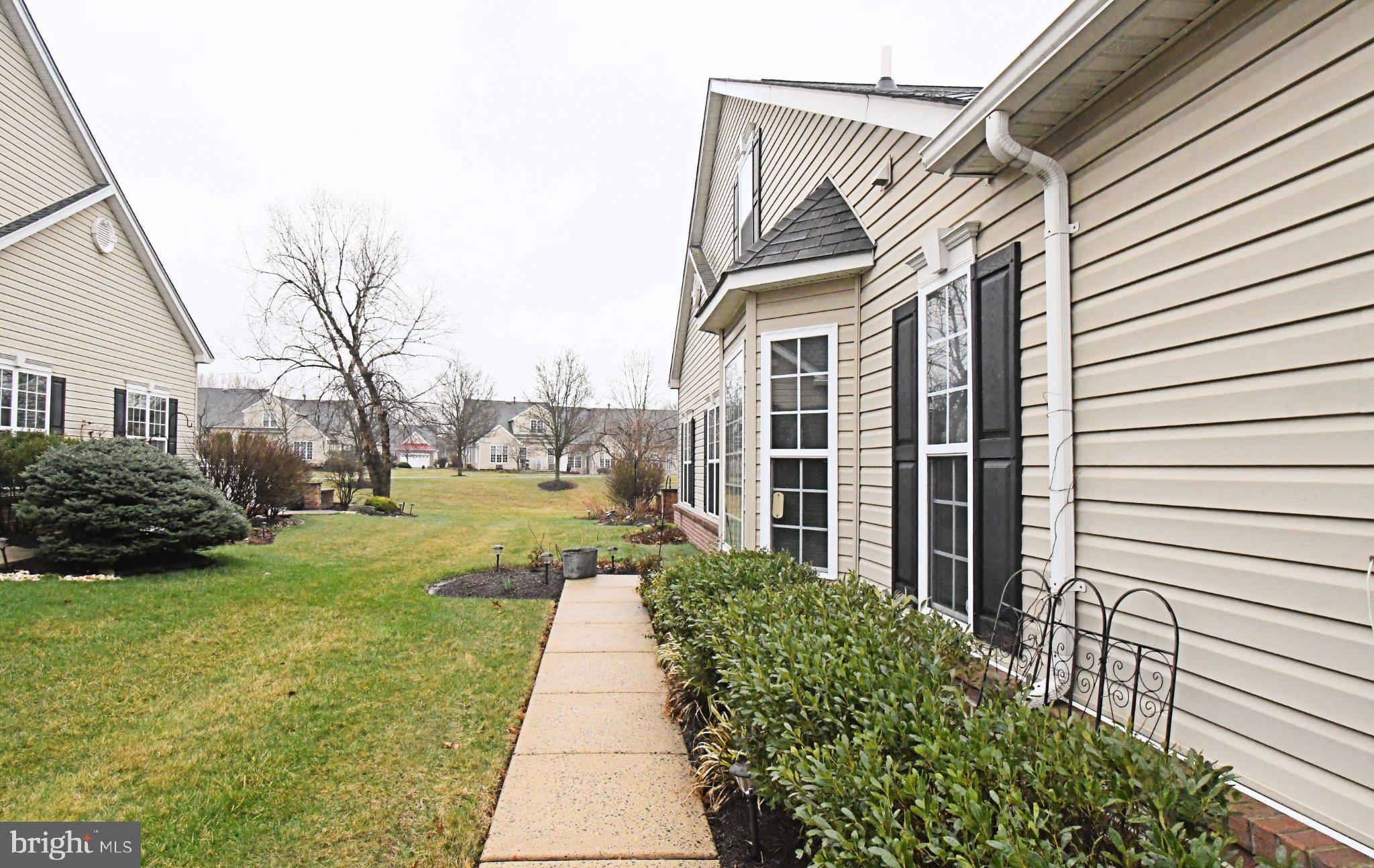 215 DORCHESTER DRIVE