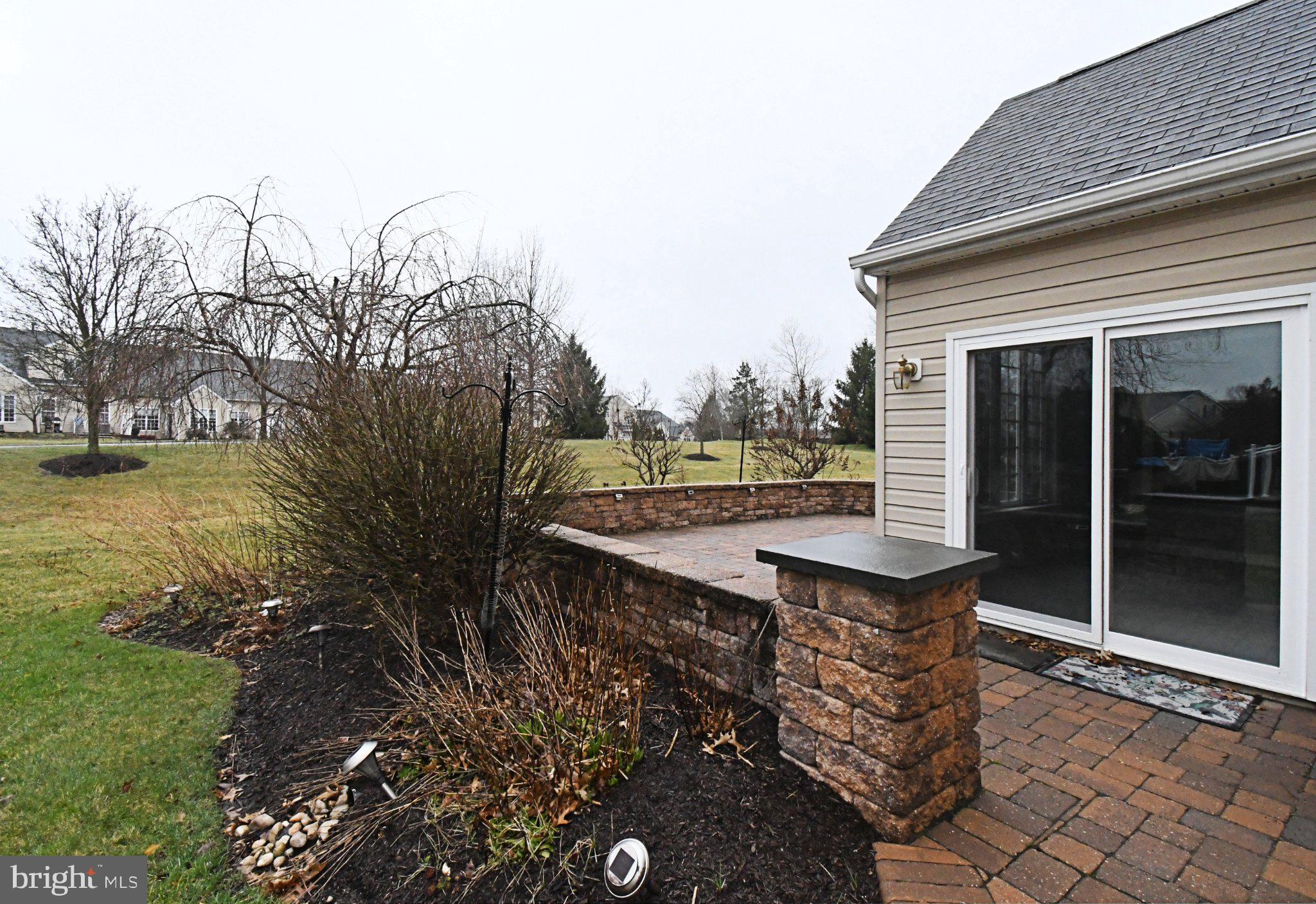 215 DORCHESTER DRIVE