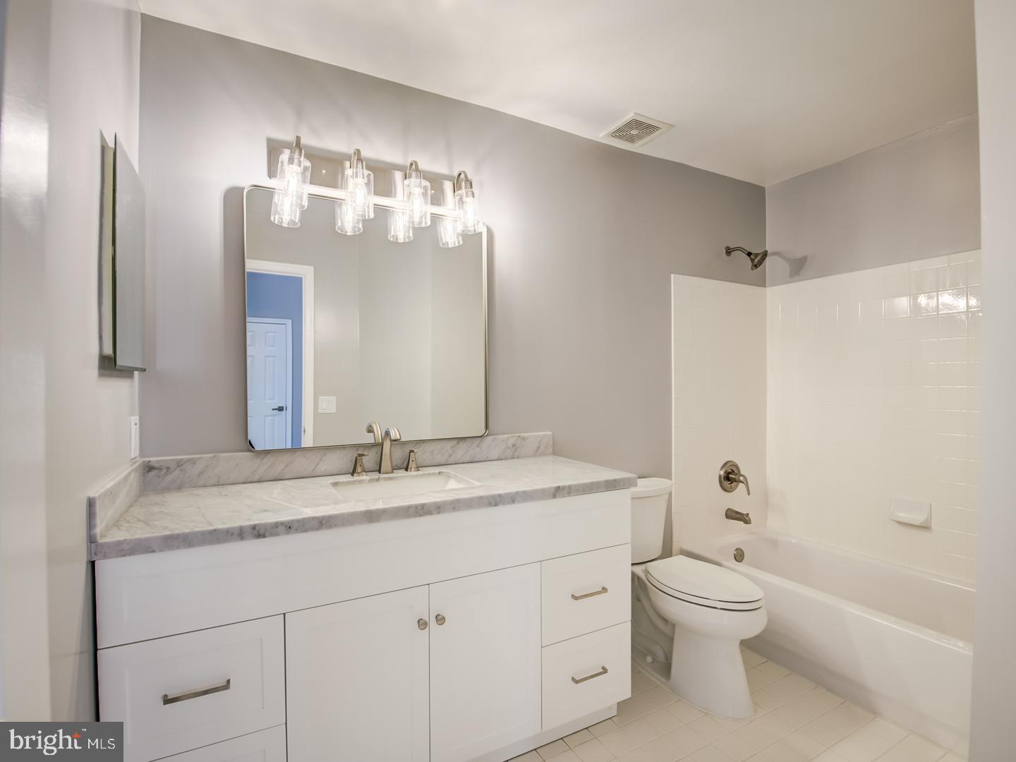 PERRYWOOD - Residential