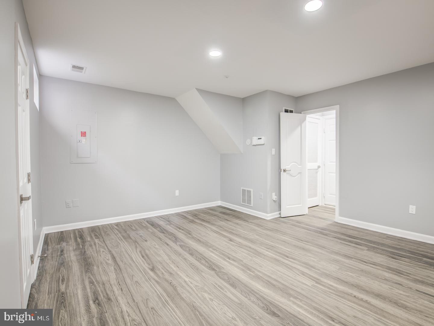 PERRYWOOD - Residential