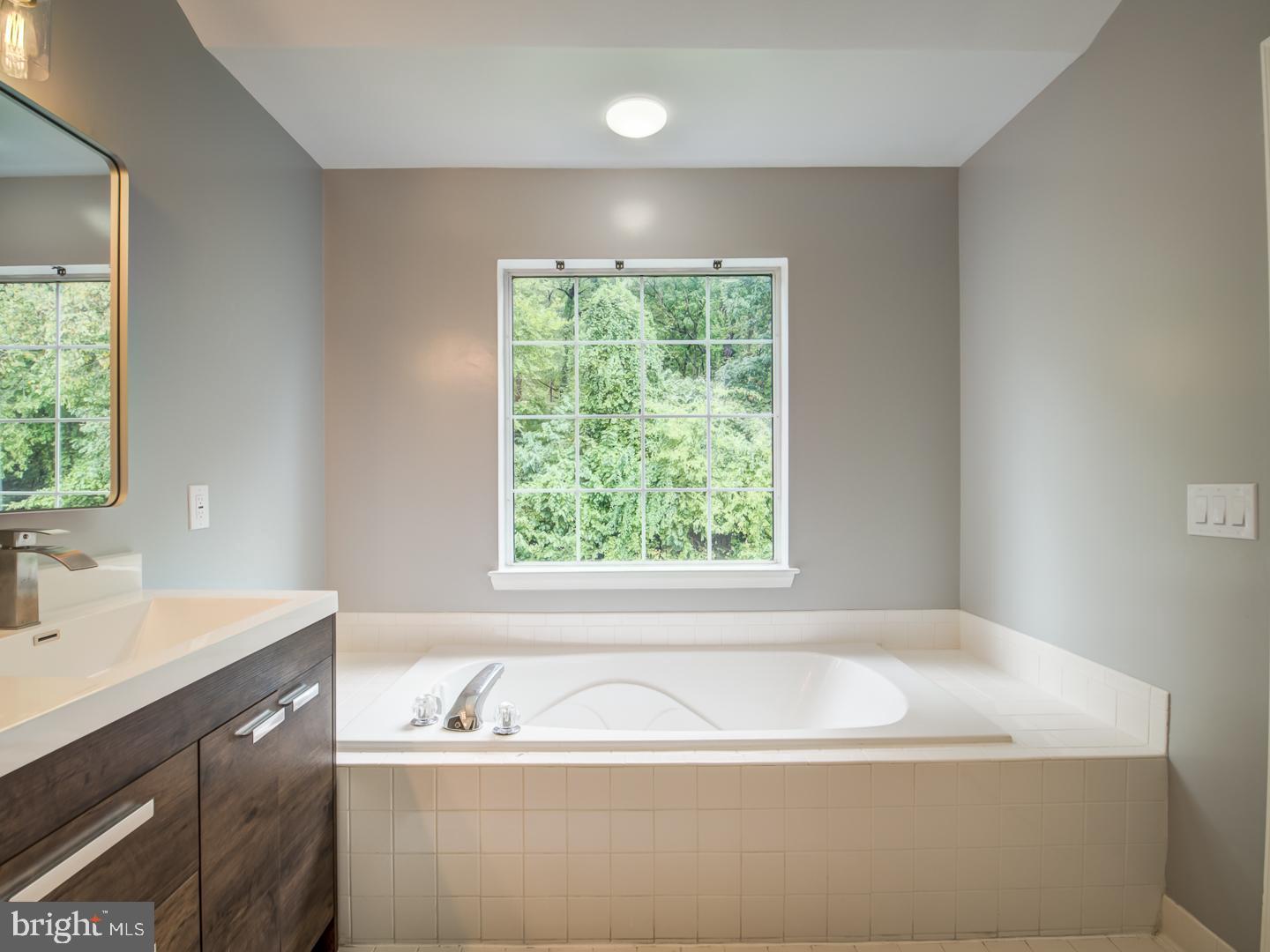 PERRYWOOD - Residential