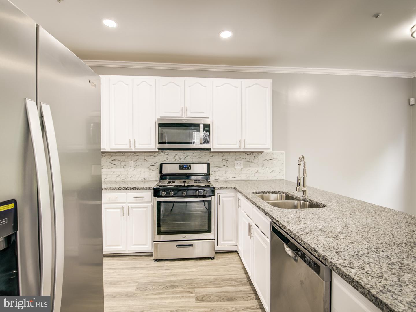 PERRYWOOD - Residential