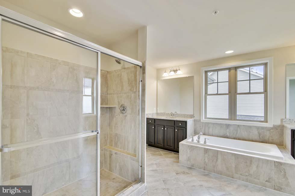 LANDSDALE - Residential