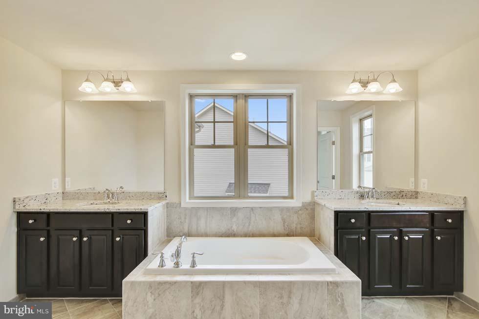 LANDSDALE - Residential