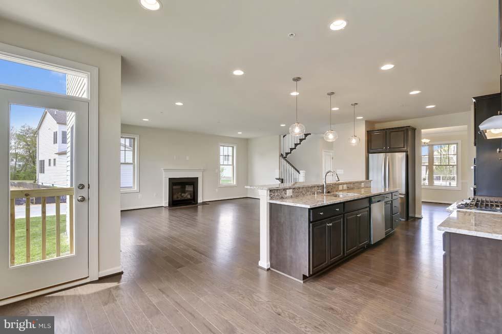 LANDSDALE - Residential