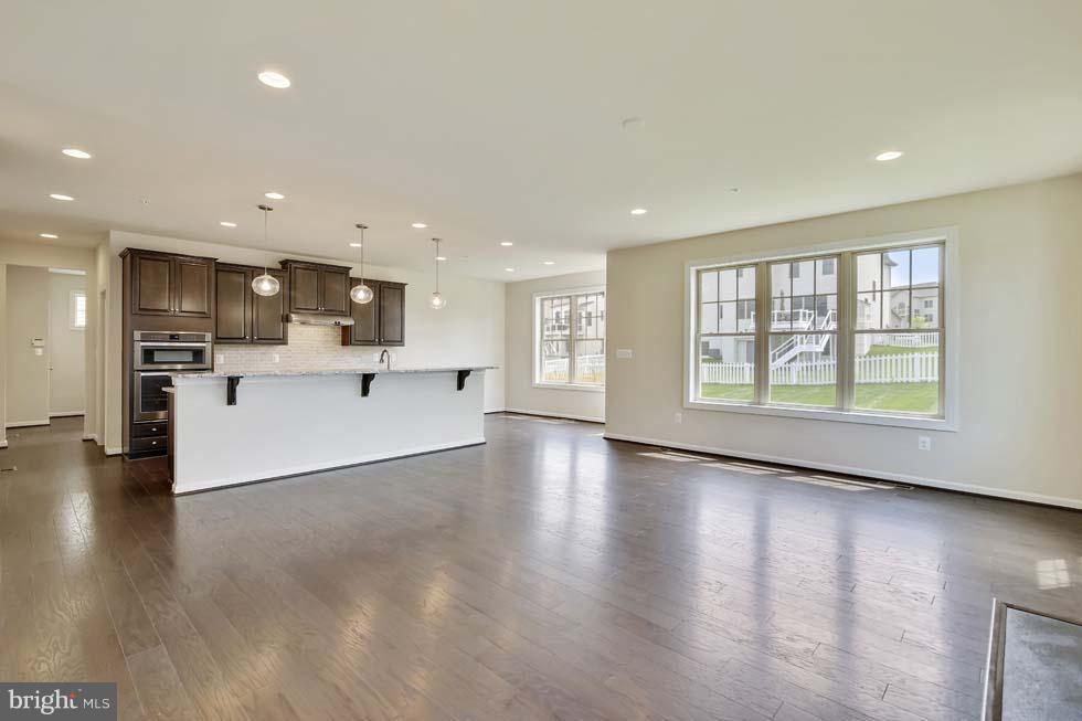 LANDSDALE - Residential