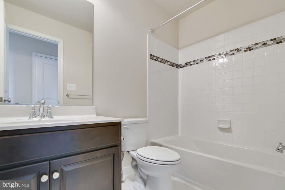 LANDSDALE - Residential