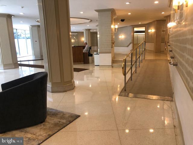 OAK HILL - Residential