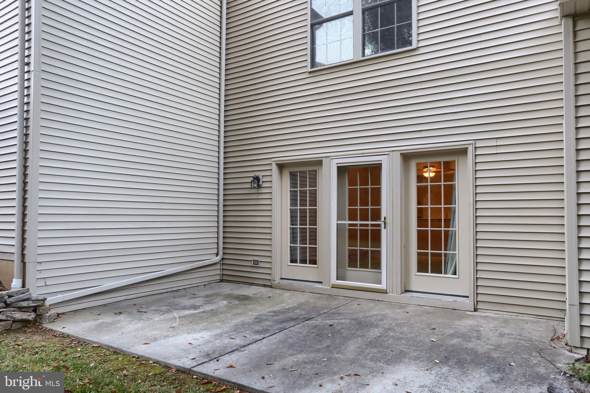 DEER RUN - Residential Lease