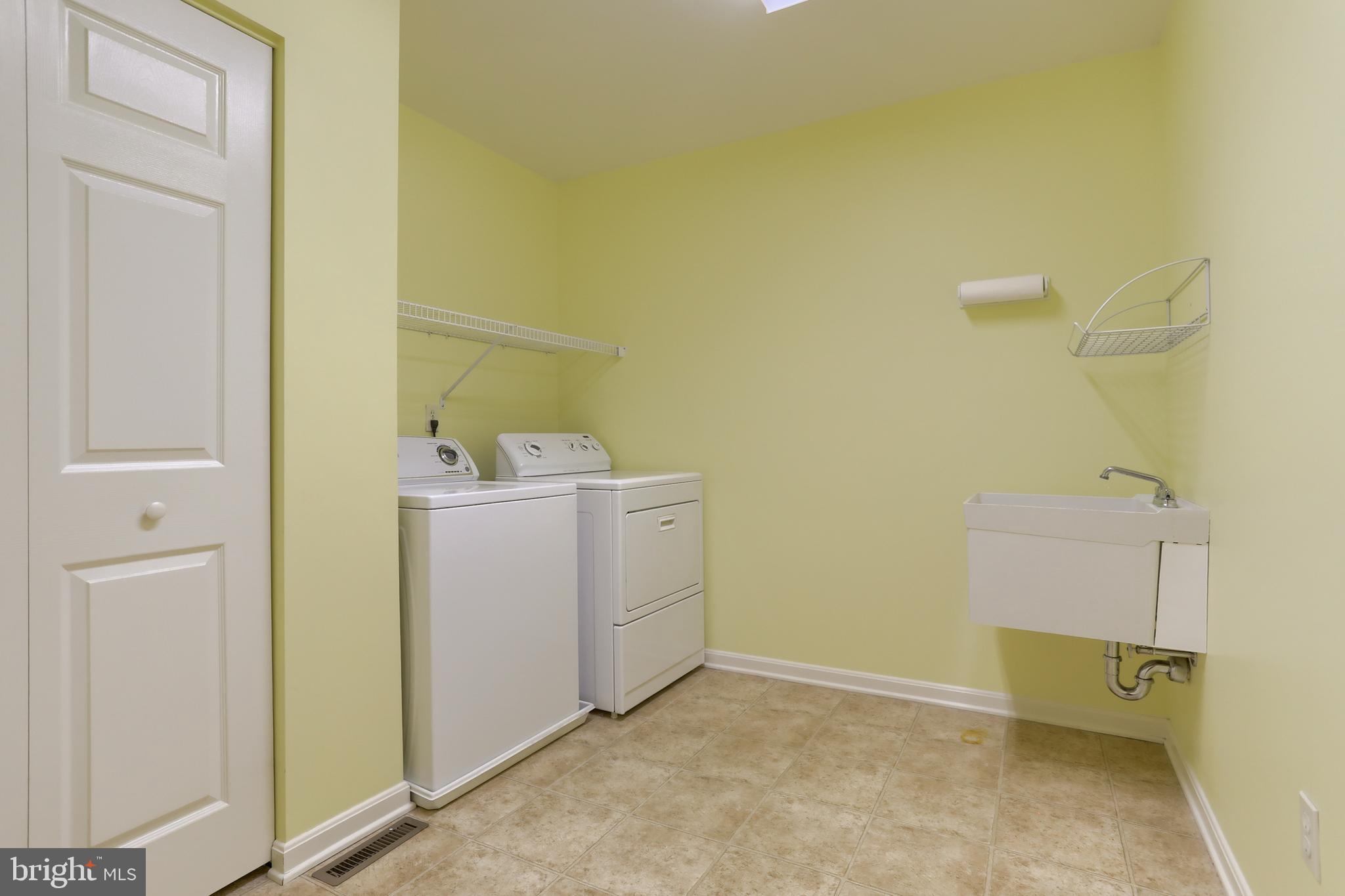 DEER RUN - Residential Lease