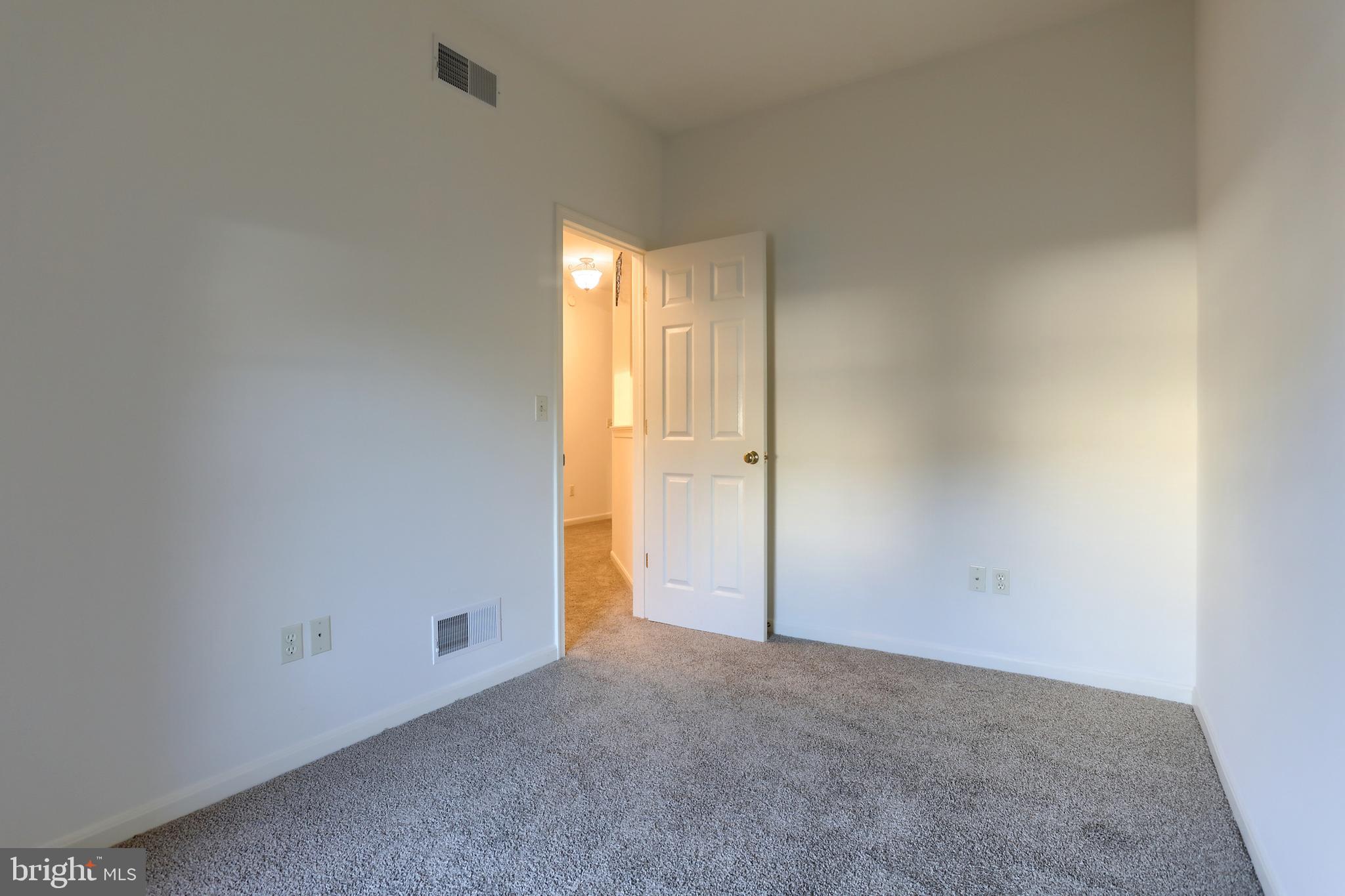 DEER RUN - Residential Lease