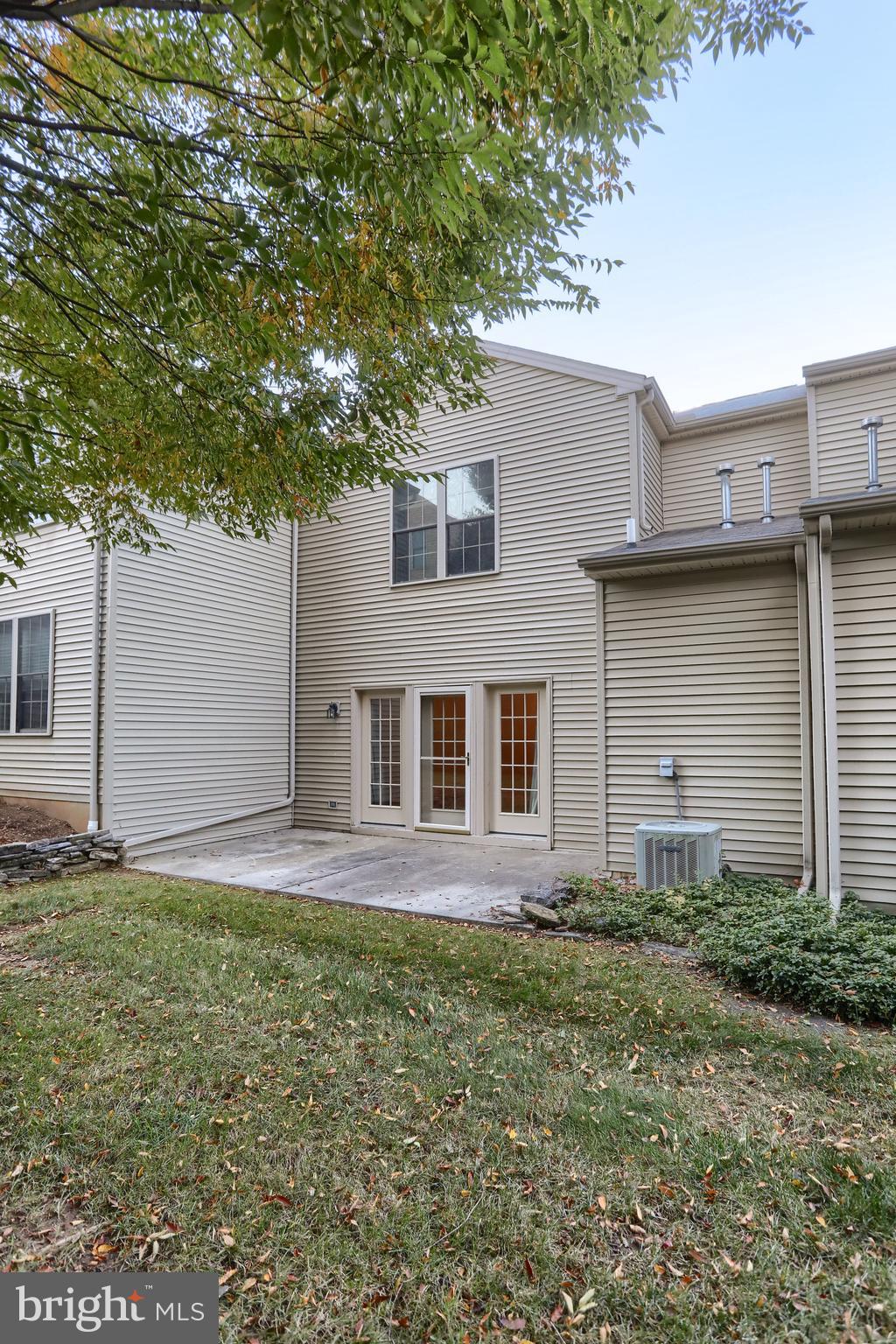 DEER RUN - Residential Lease