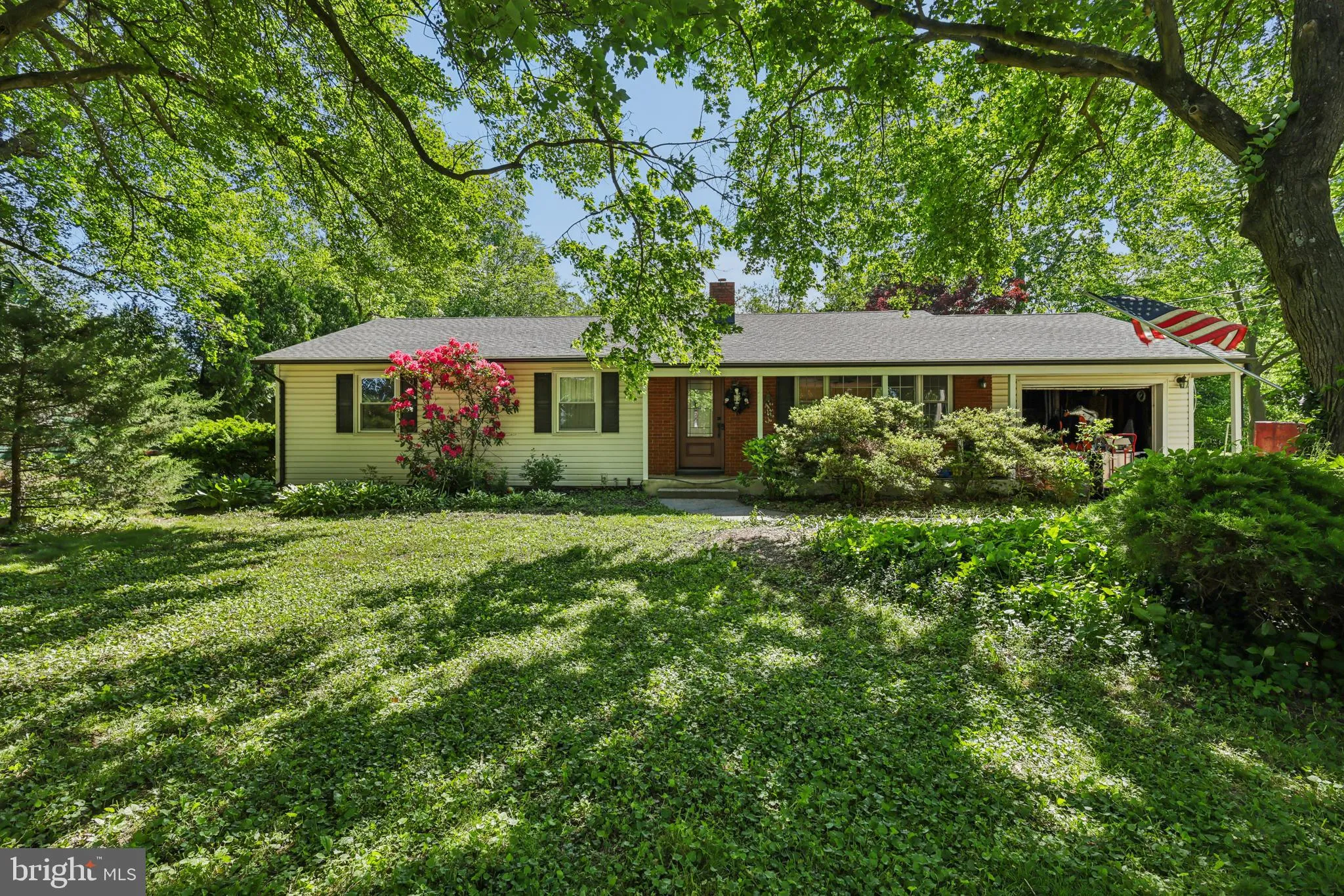 Hightstown, New Jersey 08520, United States, 3 Bedrooms Bedrooms, ,2 BathroomsBathrooms,Residential,Active,118820