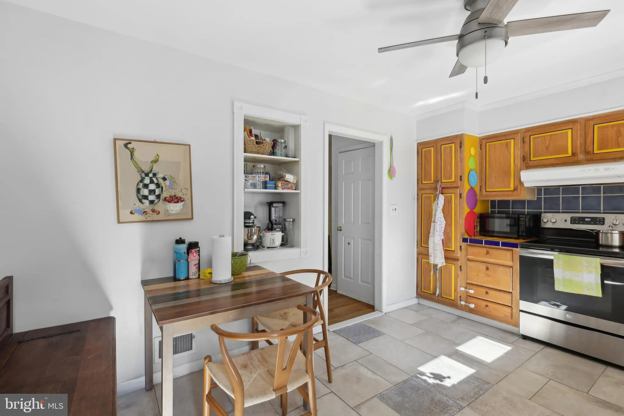 Hightstown, New Jersey 08520, United States, 3 Bedrooms Bedrooms, ,2 BathroomsBathrooms,Residential,Active,118820