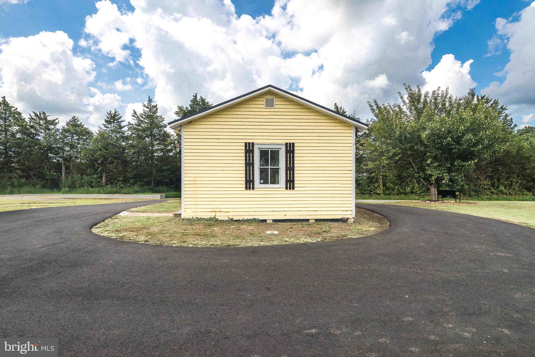 POPLAR RD - Residential