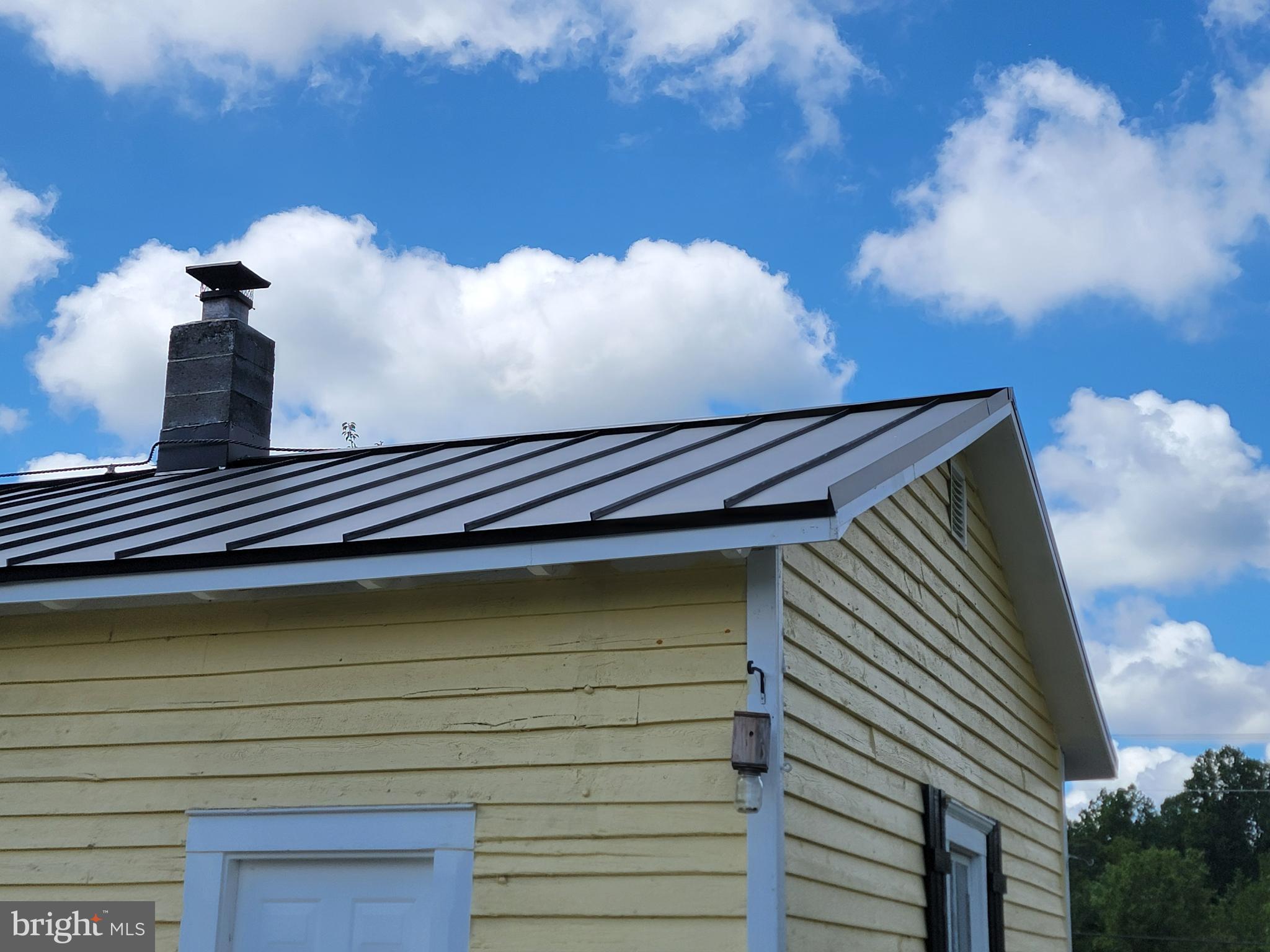 POPLAR RD - Residential