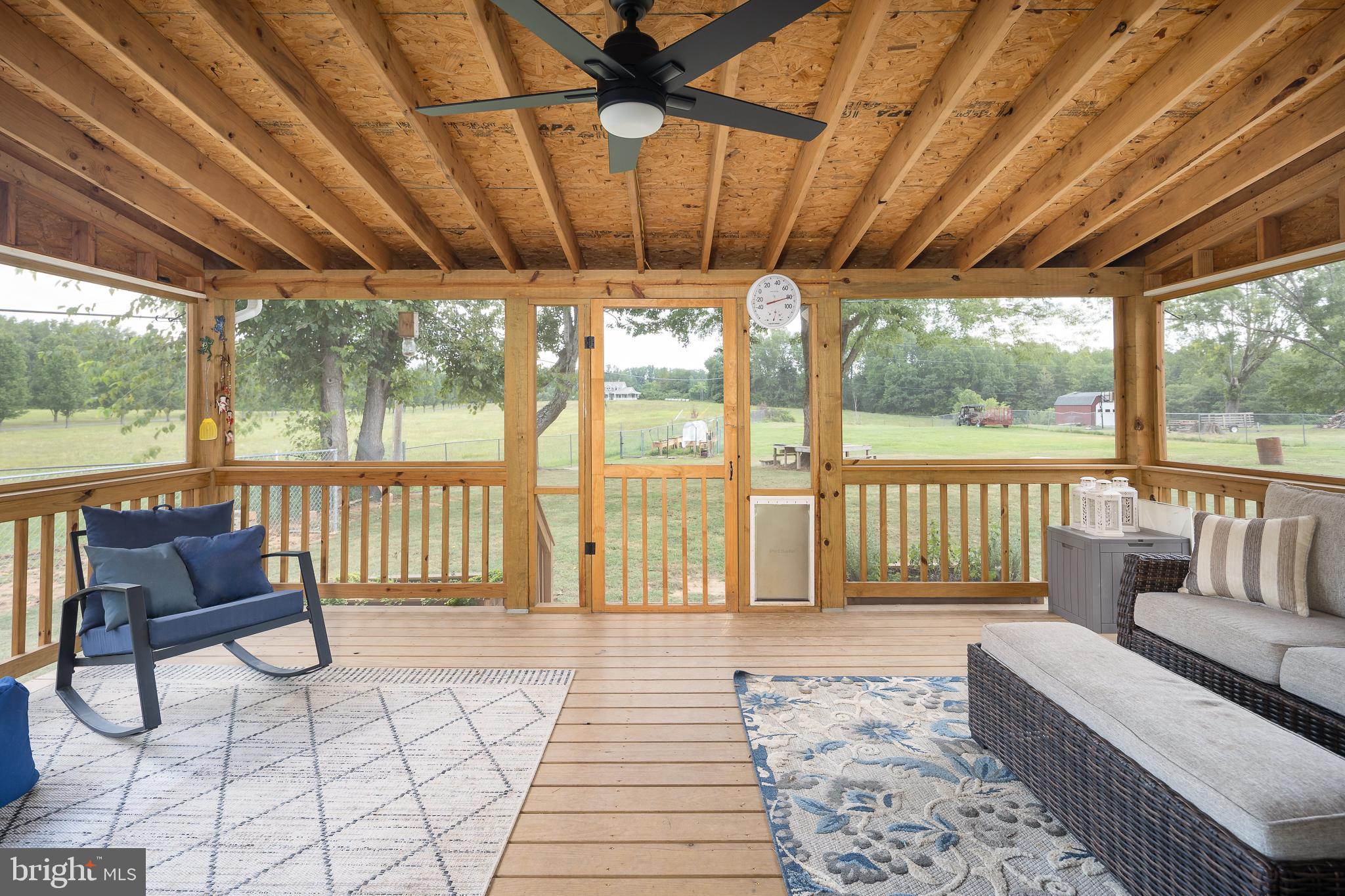 POPLAR RD - Residential