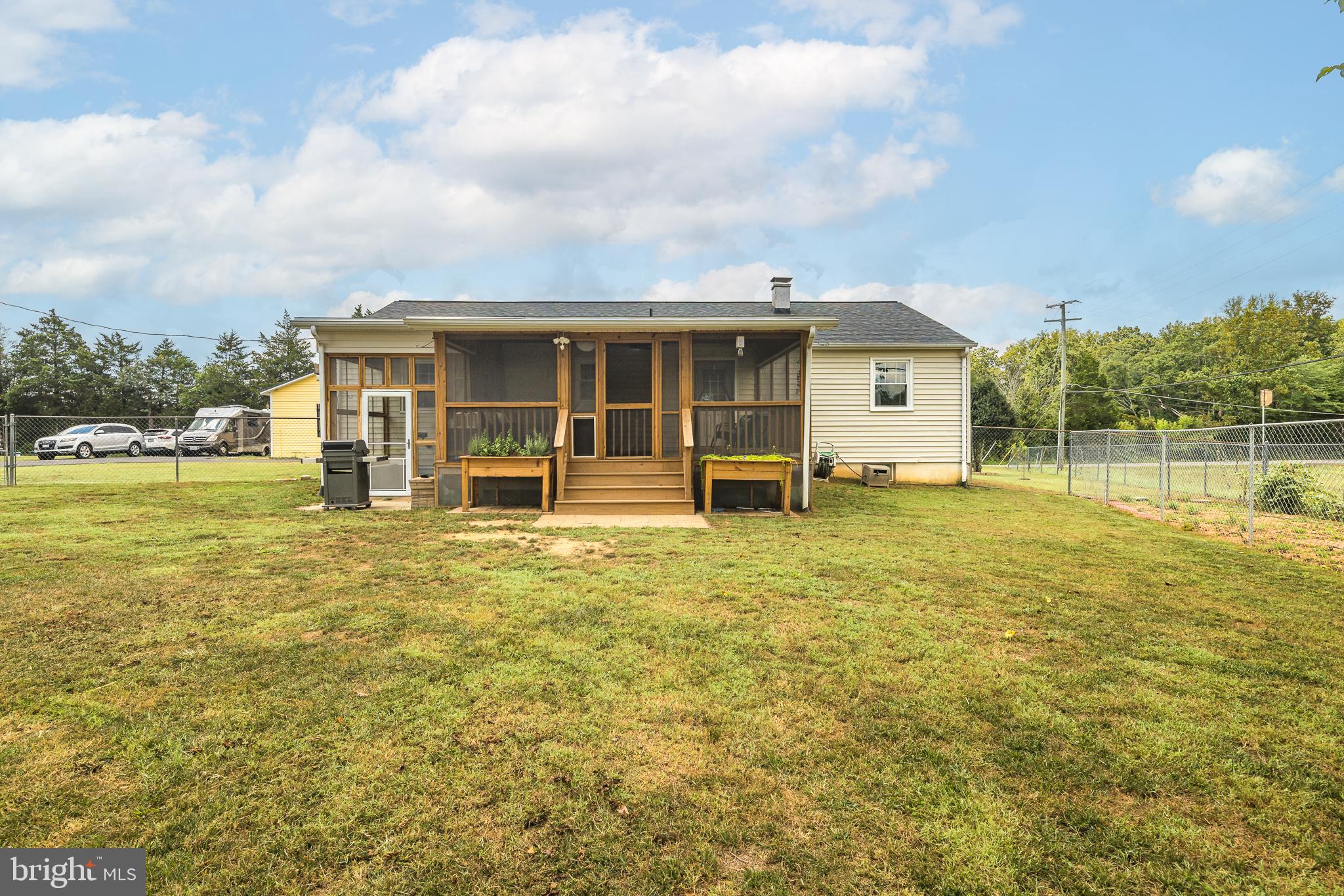 POPLAR RD - Residential